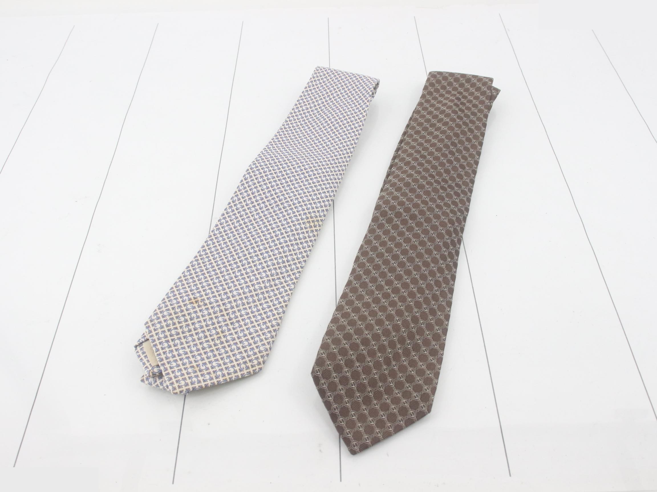 Five ties — view 3