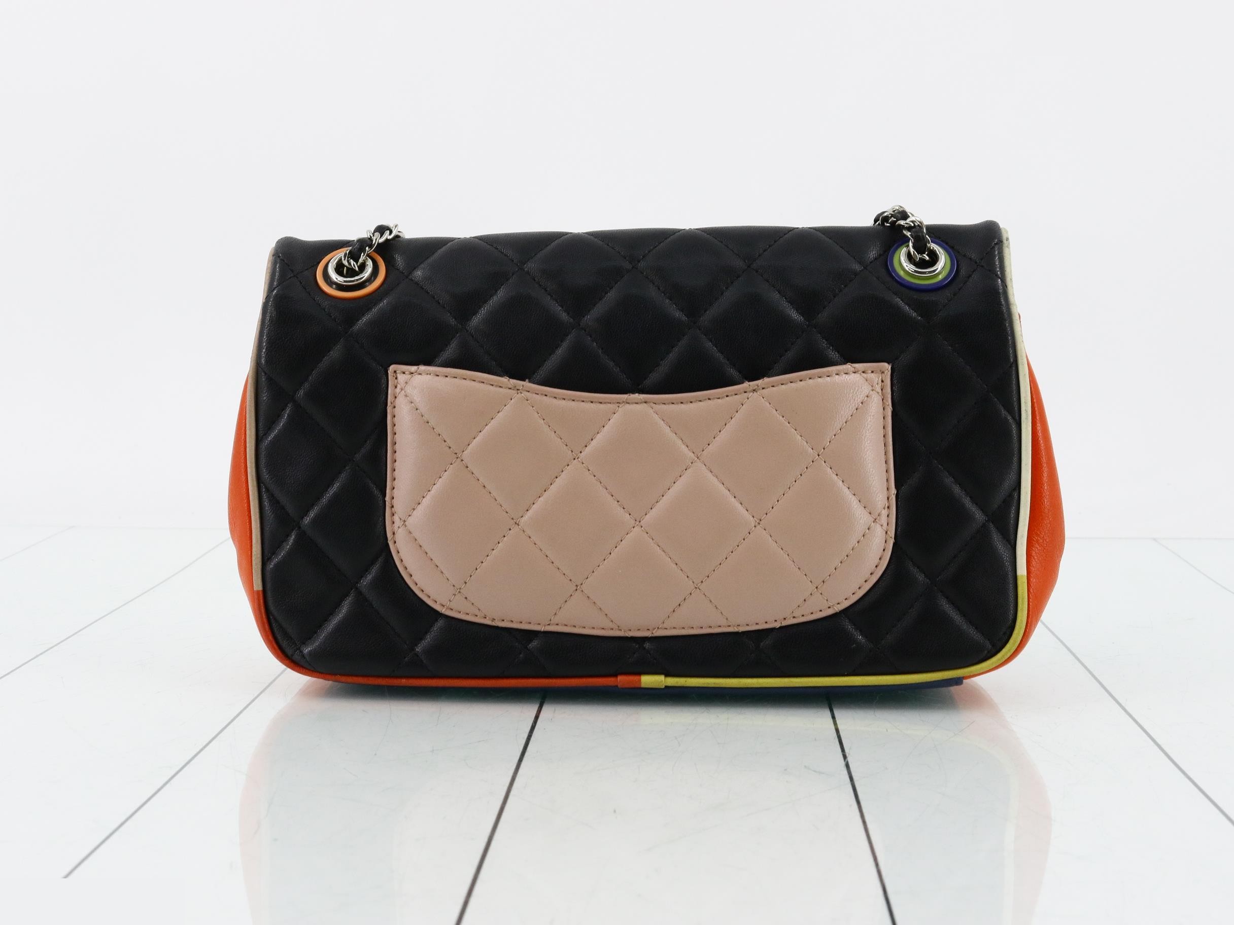 Matelassé (bag) - Shoulder bag — view 2