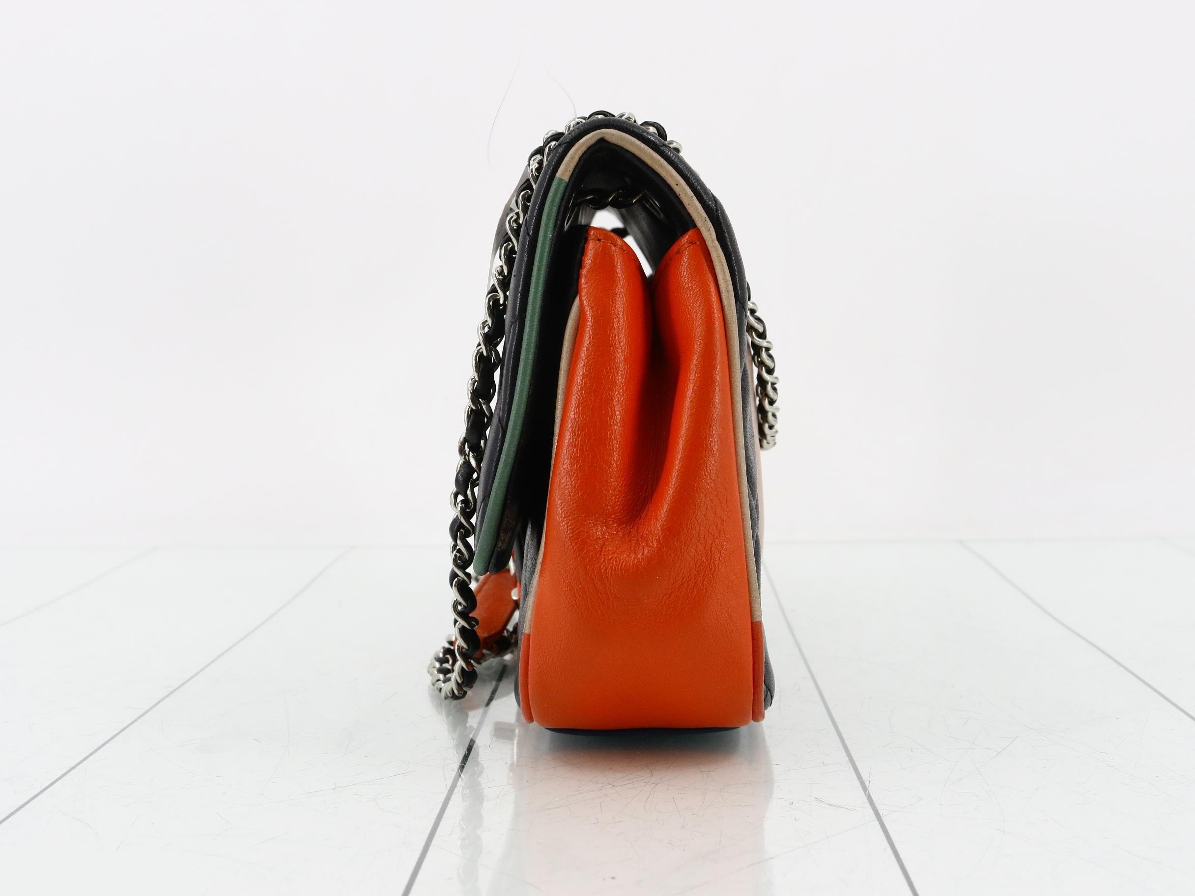 Matelassé (bag) - Shoulder bag — view 3