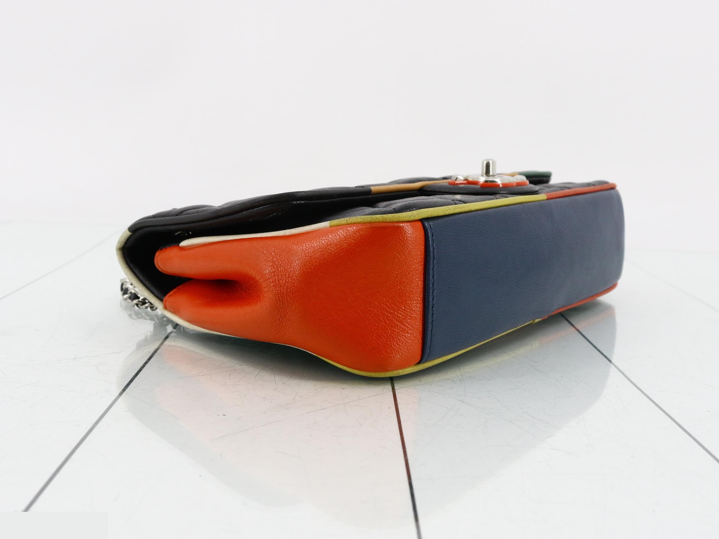 Matelassé (bag) - Shoulder bag — view 5