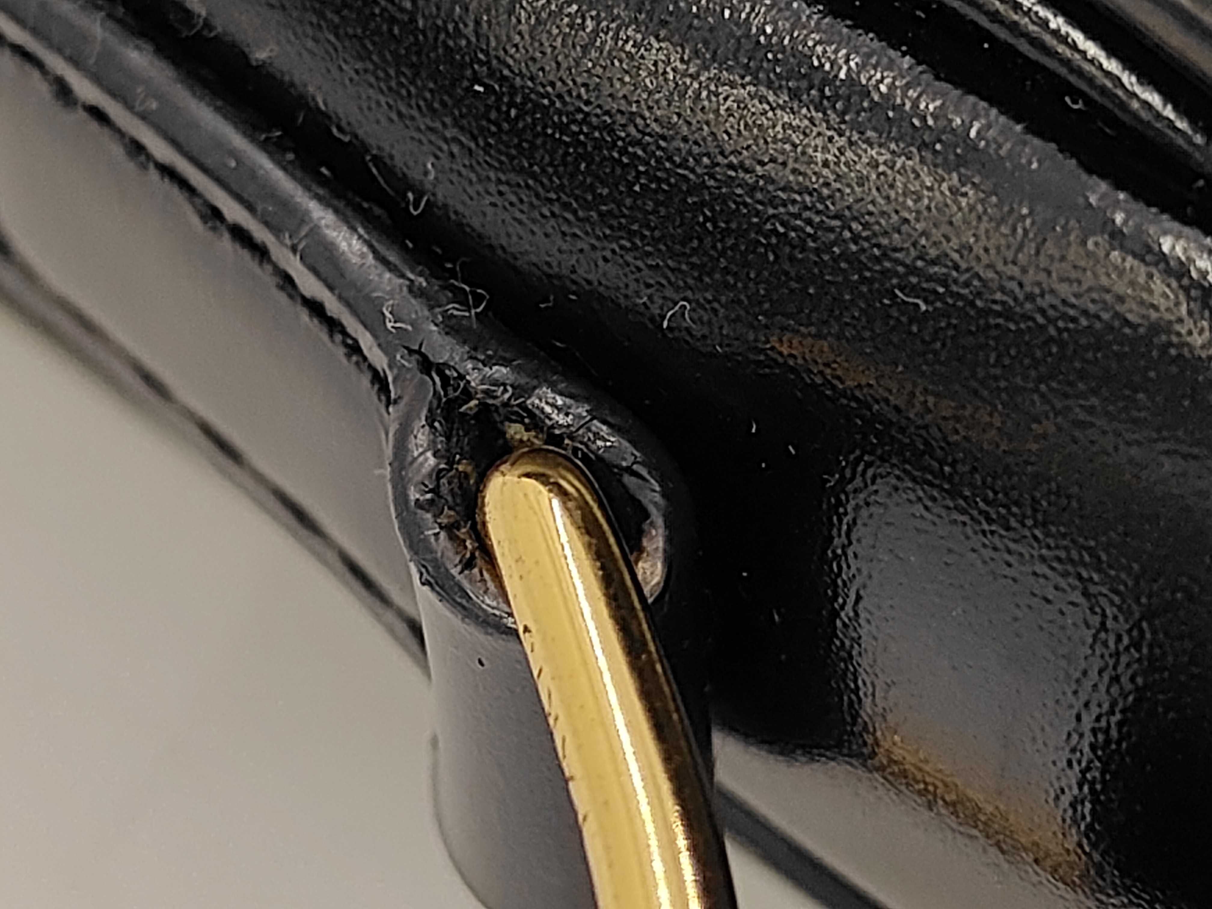 Teen Triomphe Shoulder Bag Leather Bag — view 7