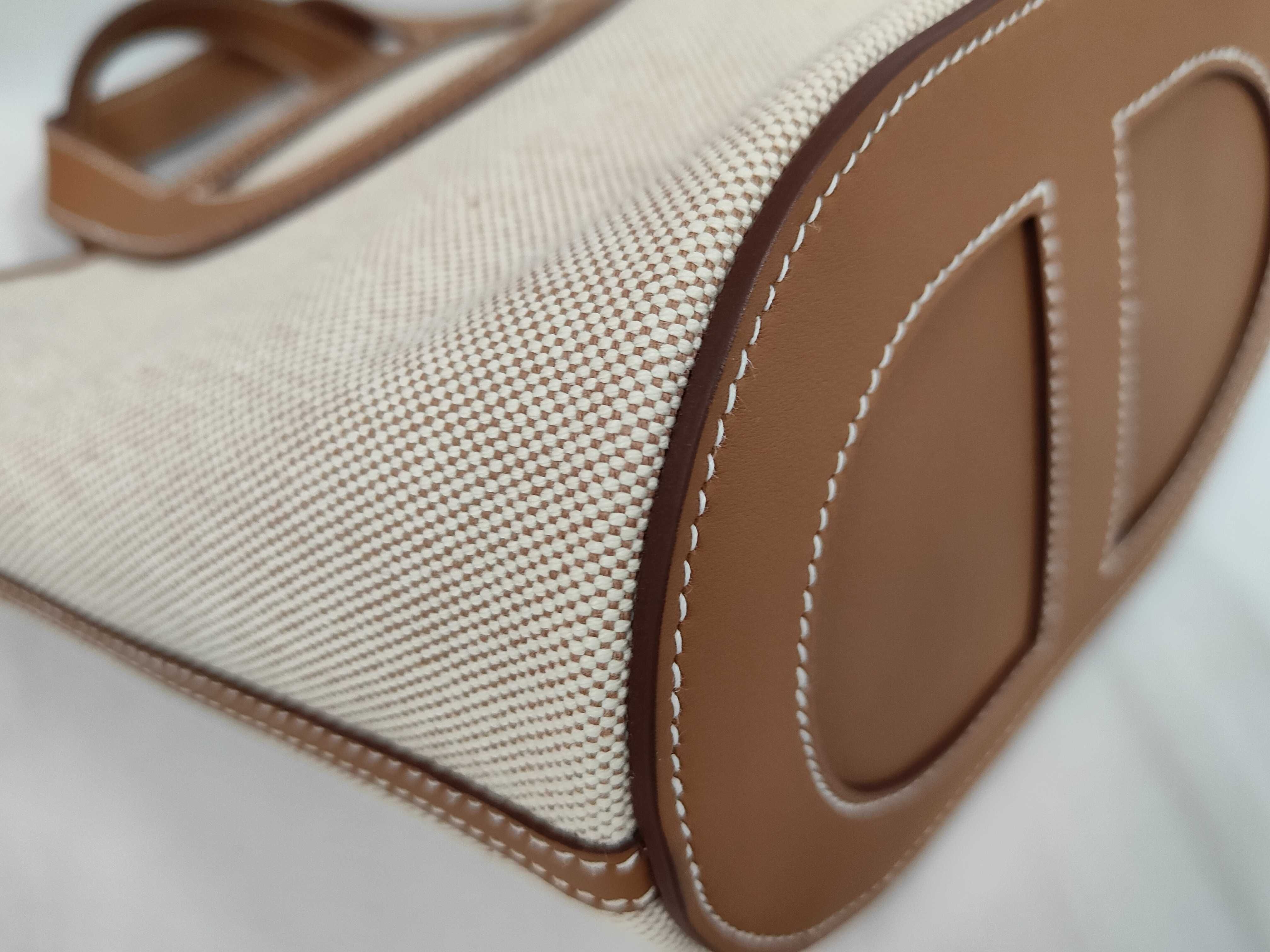 In the Loop 18 Handbag — view 3