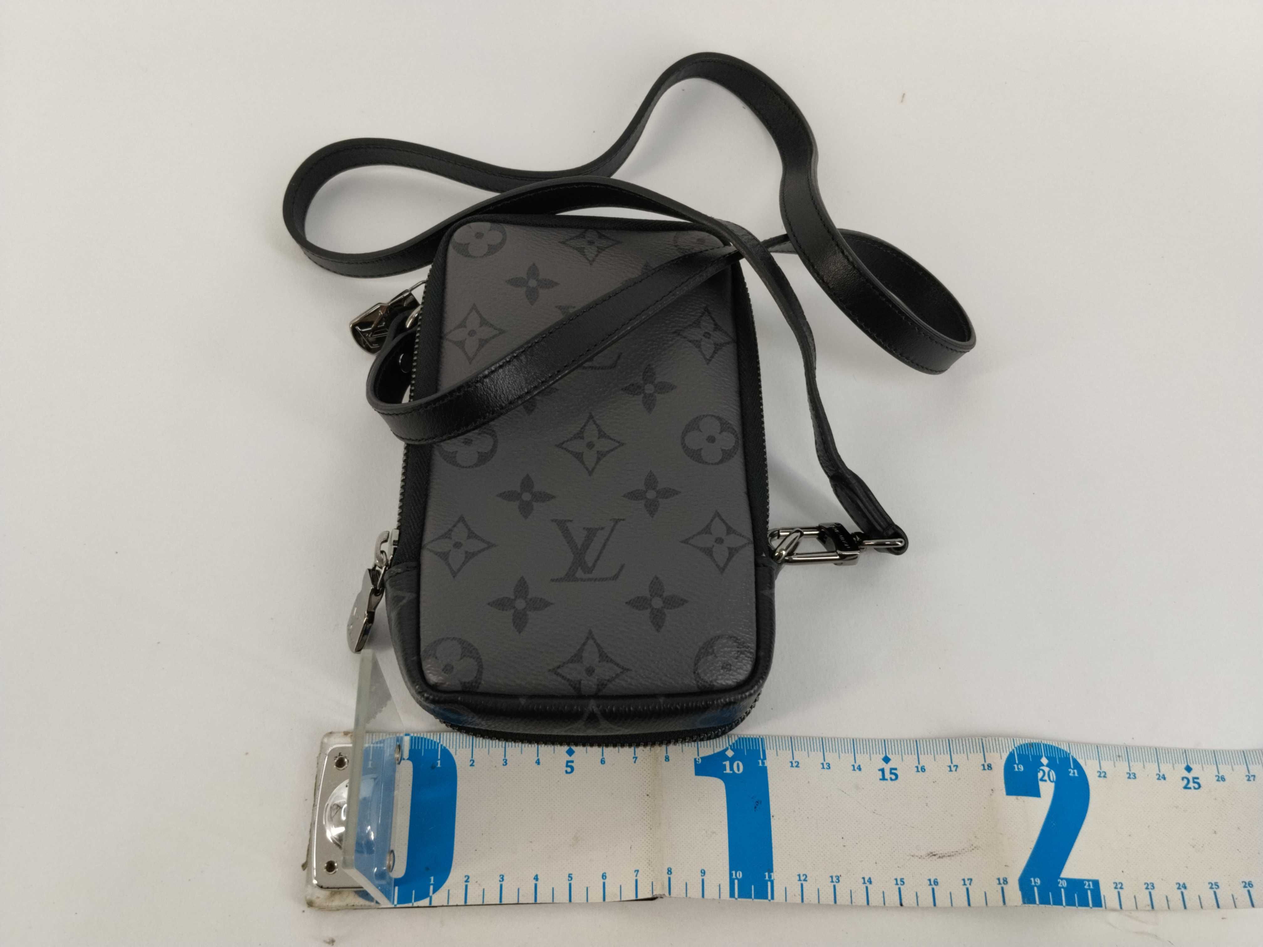 Monogram Empreinte Louis Vuitton Smartphone Shoulder Bag — view 2