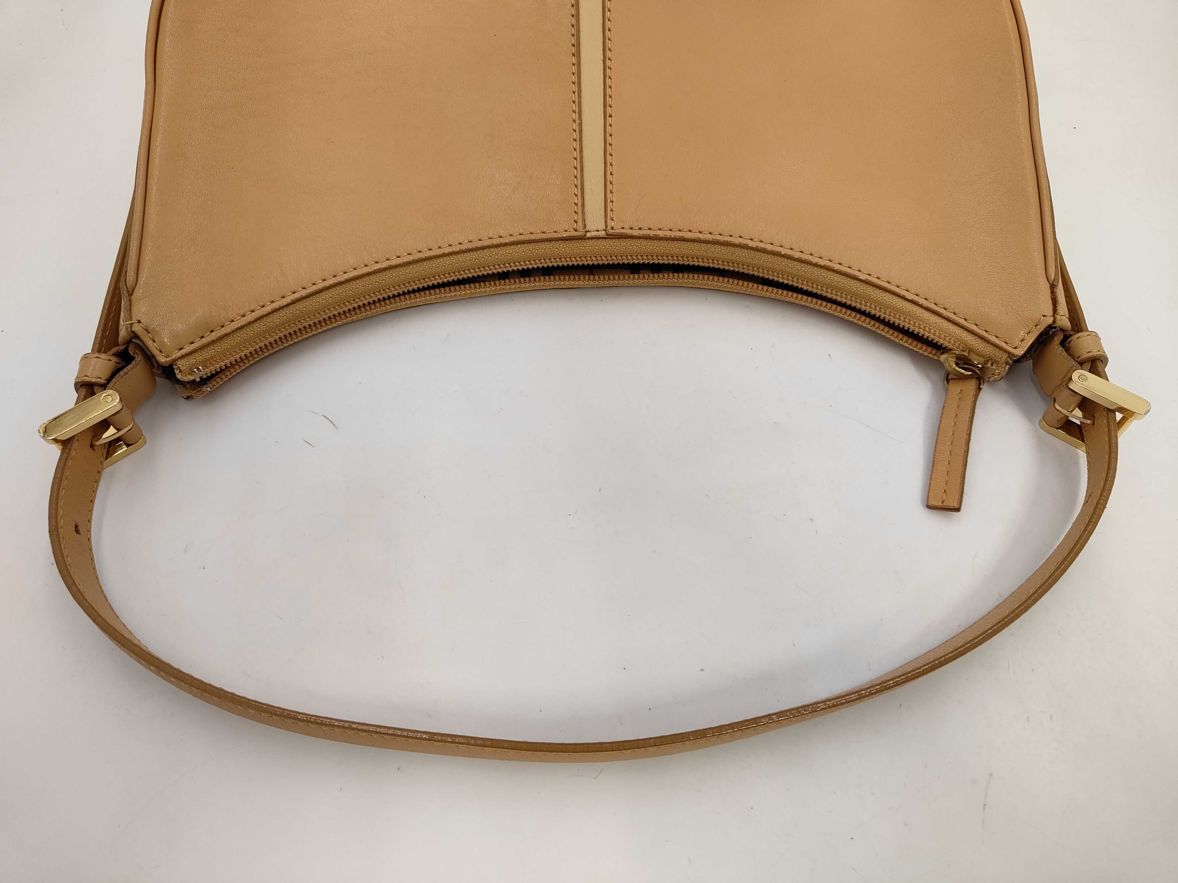 leather shoulder bag, beige. — view 9