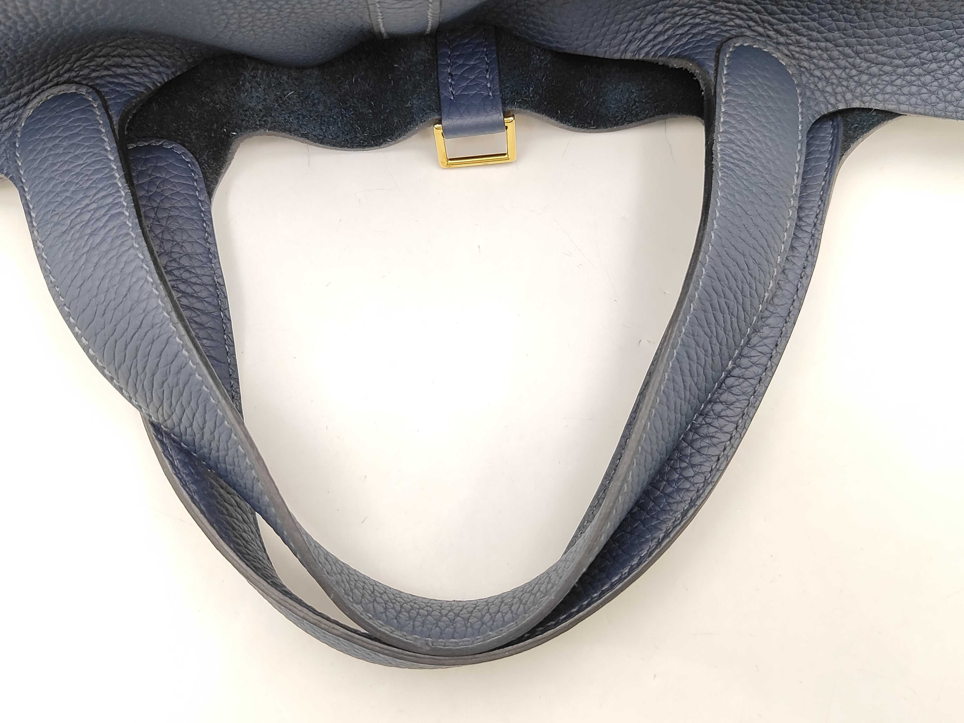 Picotin Lock MM Taurillon Clemence Deep Blue Handbag (B stamp) — view 5