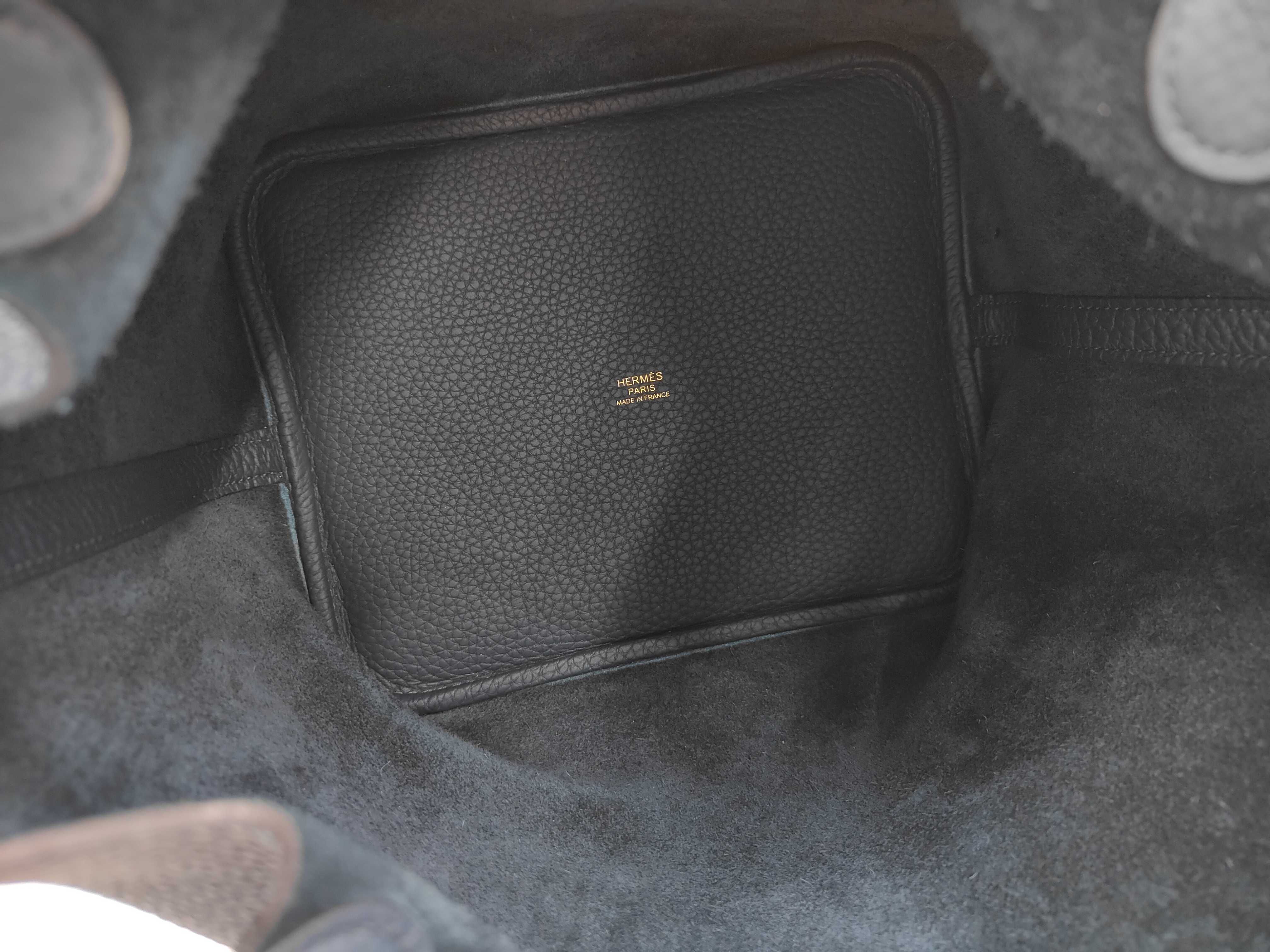 Picotin Lock MM Taurillon Clemence Deep Blue Handbag (B stamp) — view 8