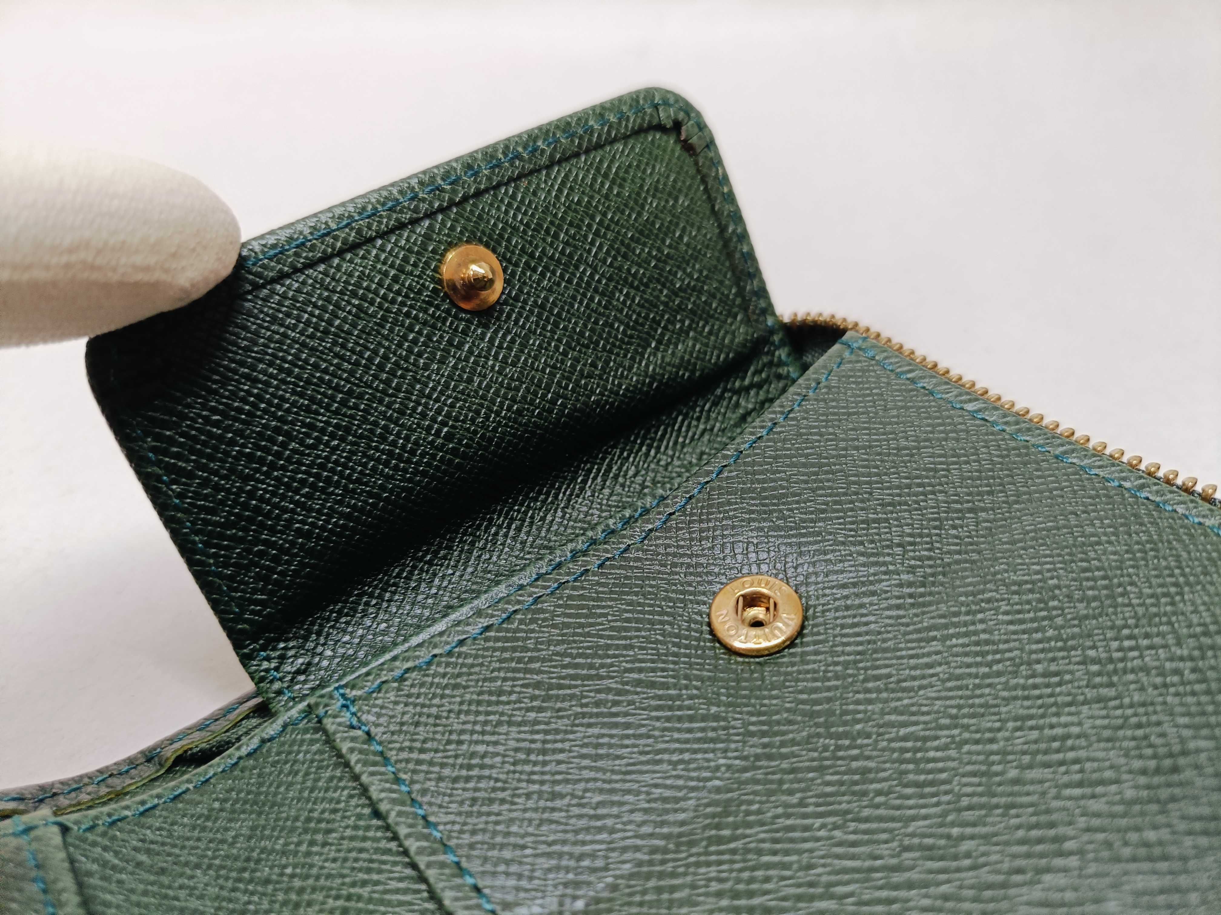 Taiga Zippy Wallet Bi-fold Wallet — view 12