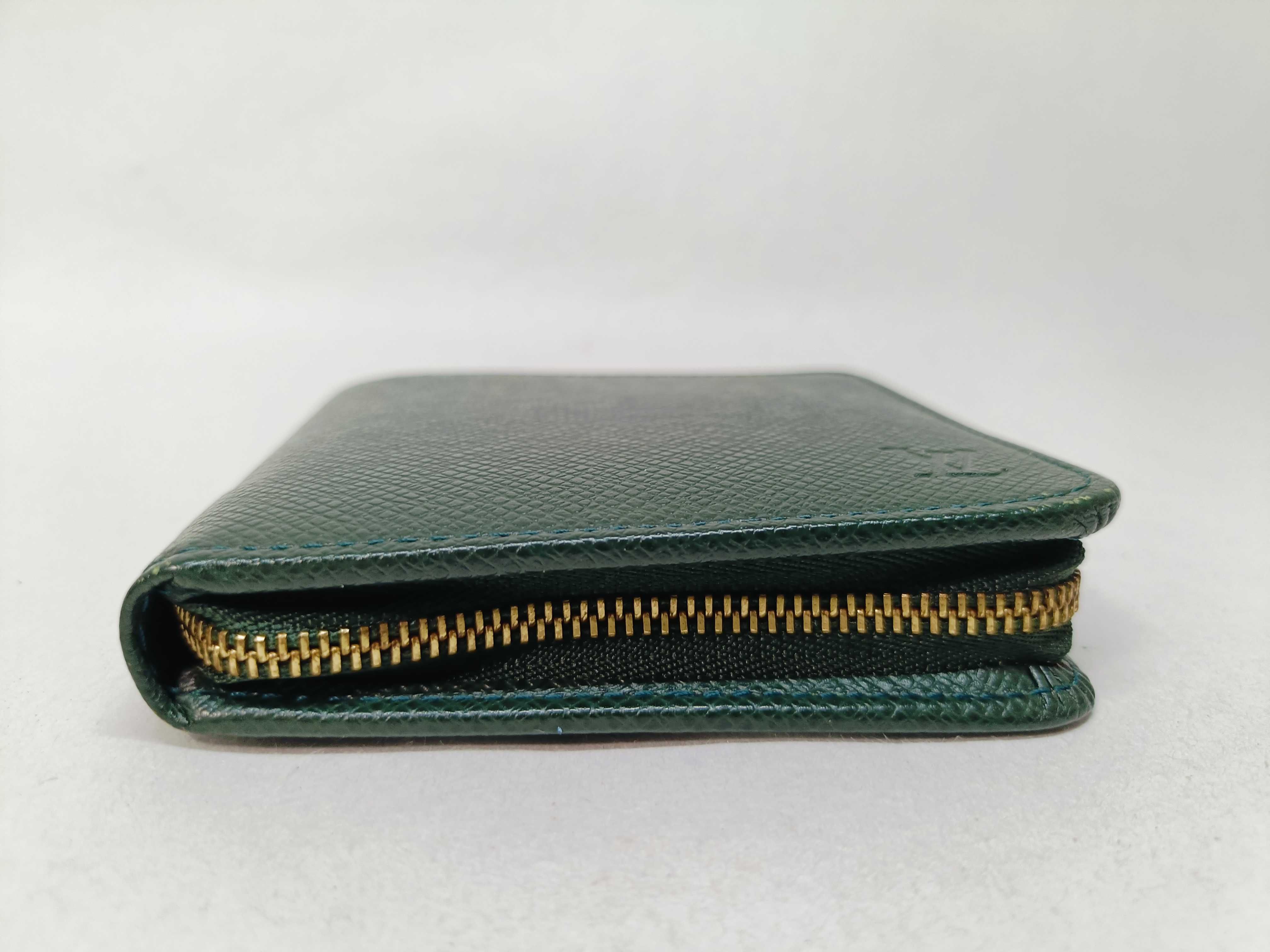 Taiga Zippy Wallet Bi-fold Wallet — view 5