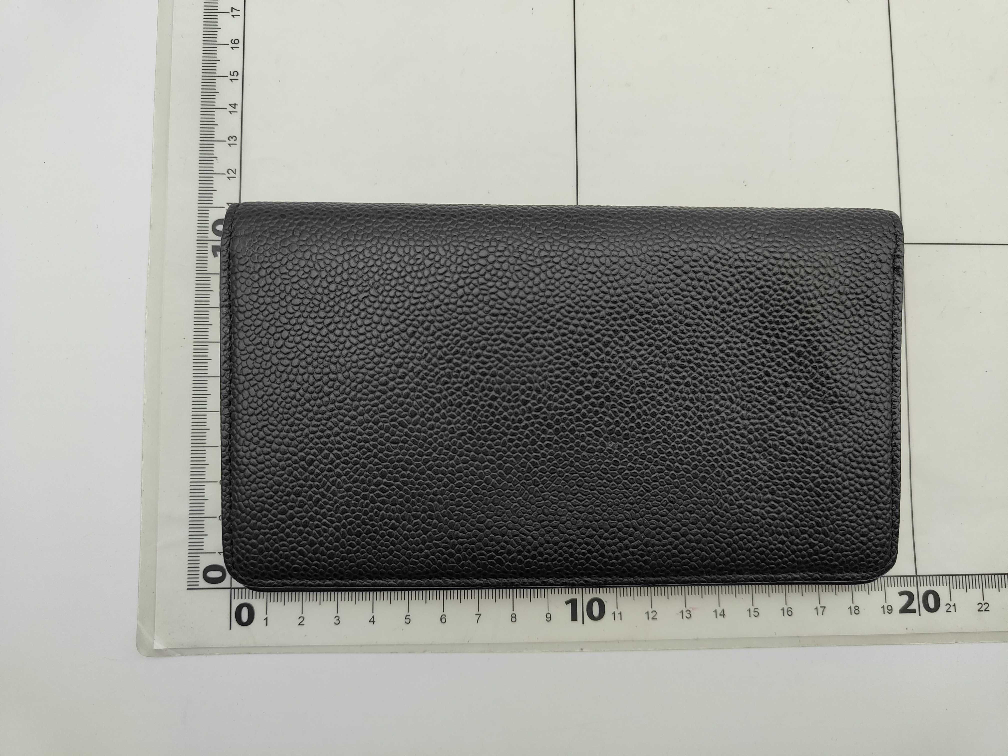 Caviar Skin Coco Mark Long Wallet — view 2
