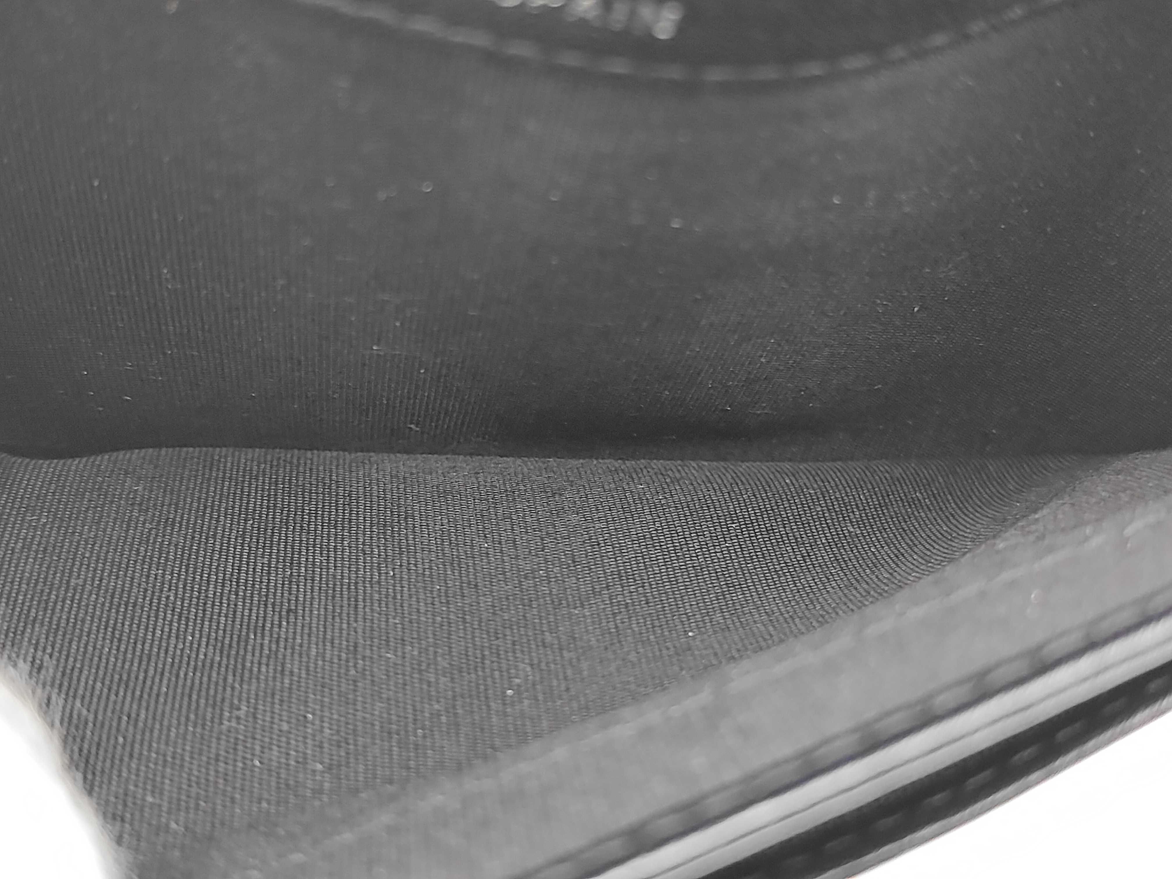 Caviar Skin Coco Mark Long Wallet — view 5