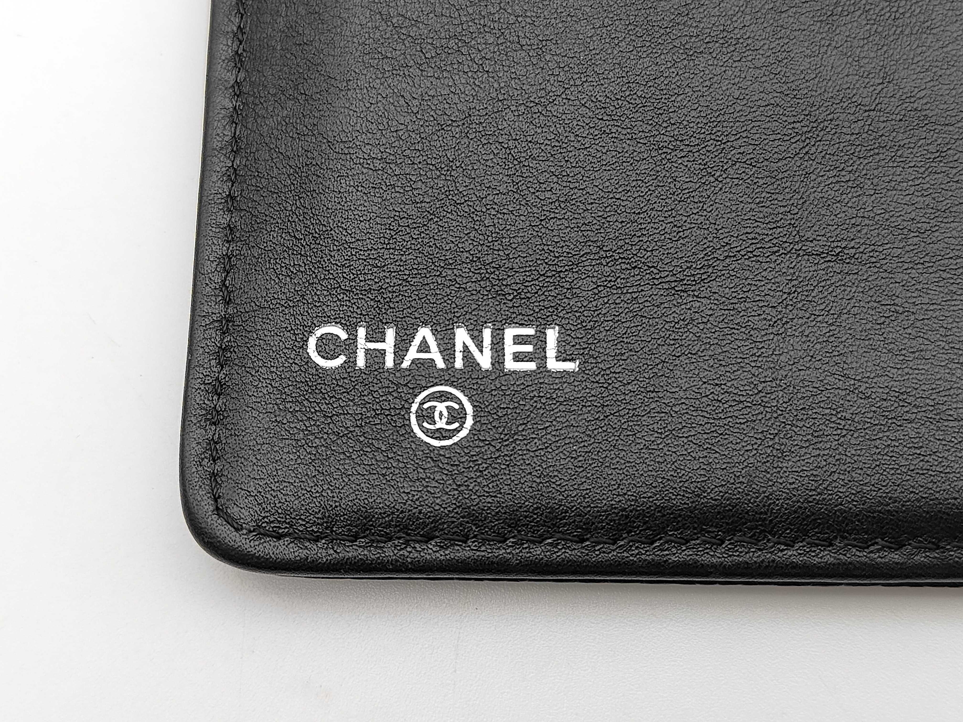 Caviar Skin Coco Mark Long Wallet — view 8