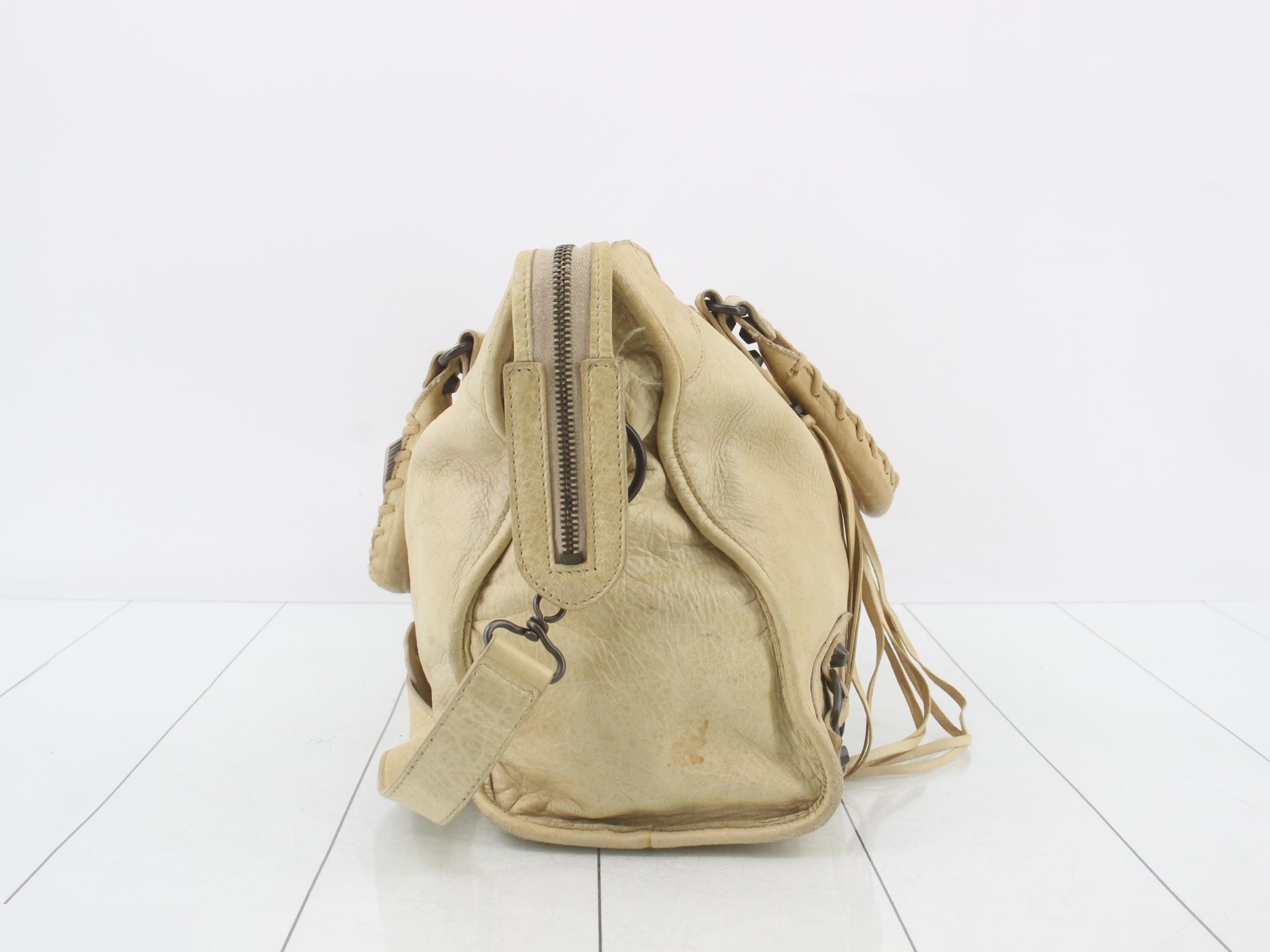 The City Shoulder Bag — view 4
