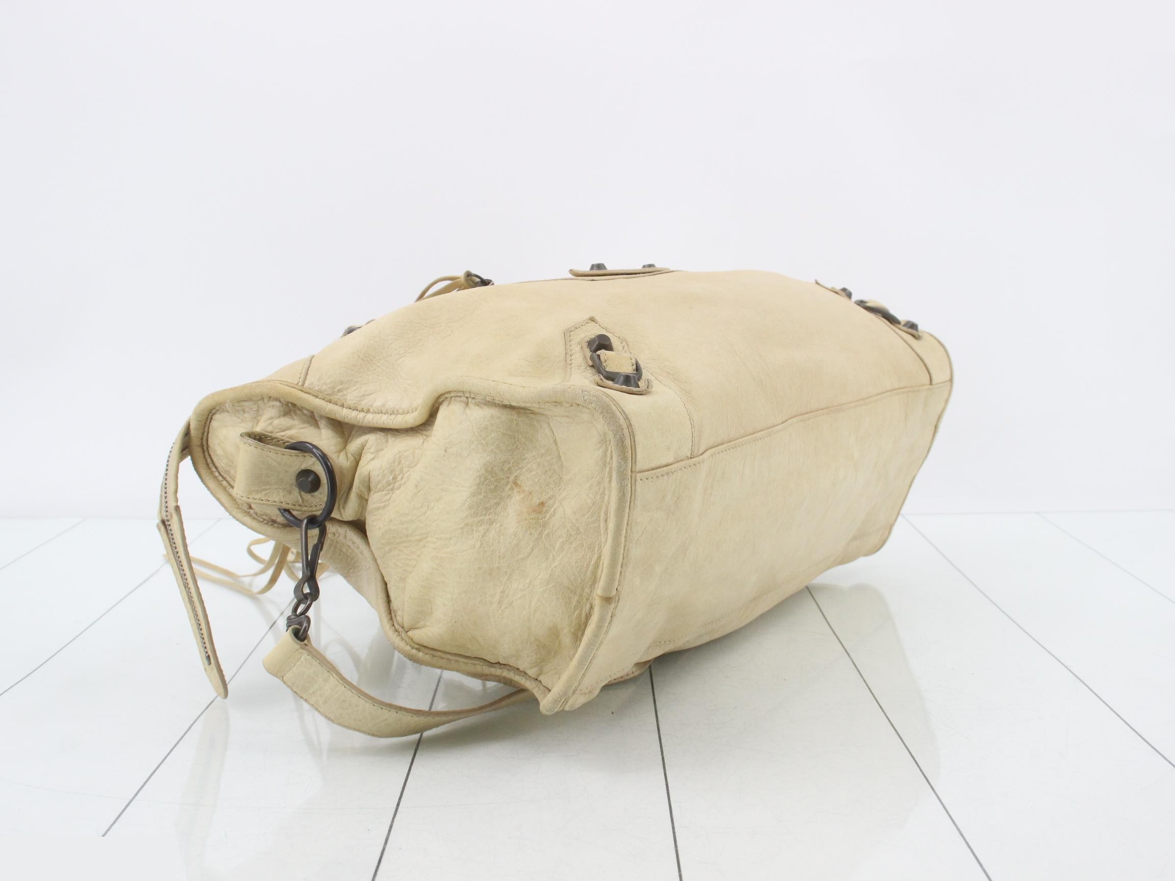 The City Shoulder Bag — view 5