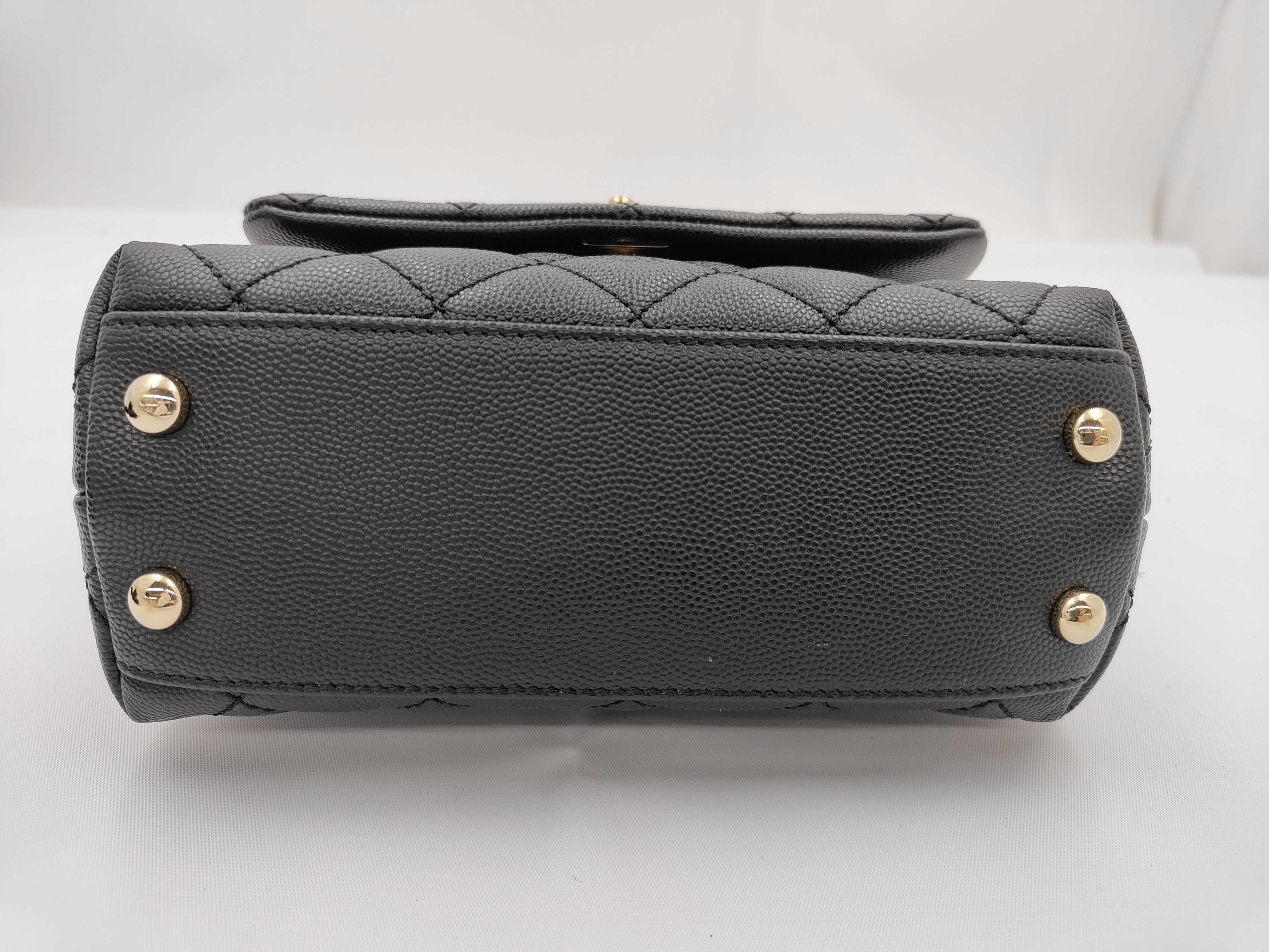 Matelassé Coco Handle XXS Caviar Leather Black Gold Hardware 30 Series Handbag — view 5