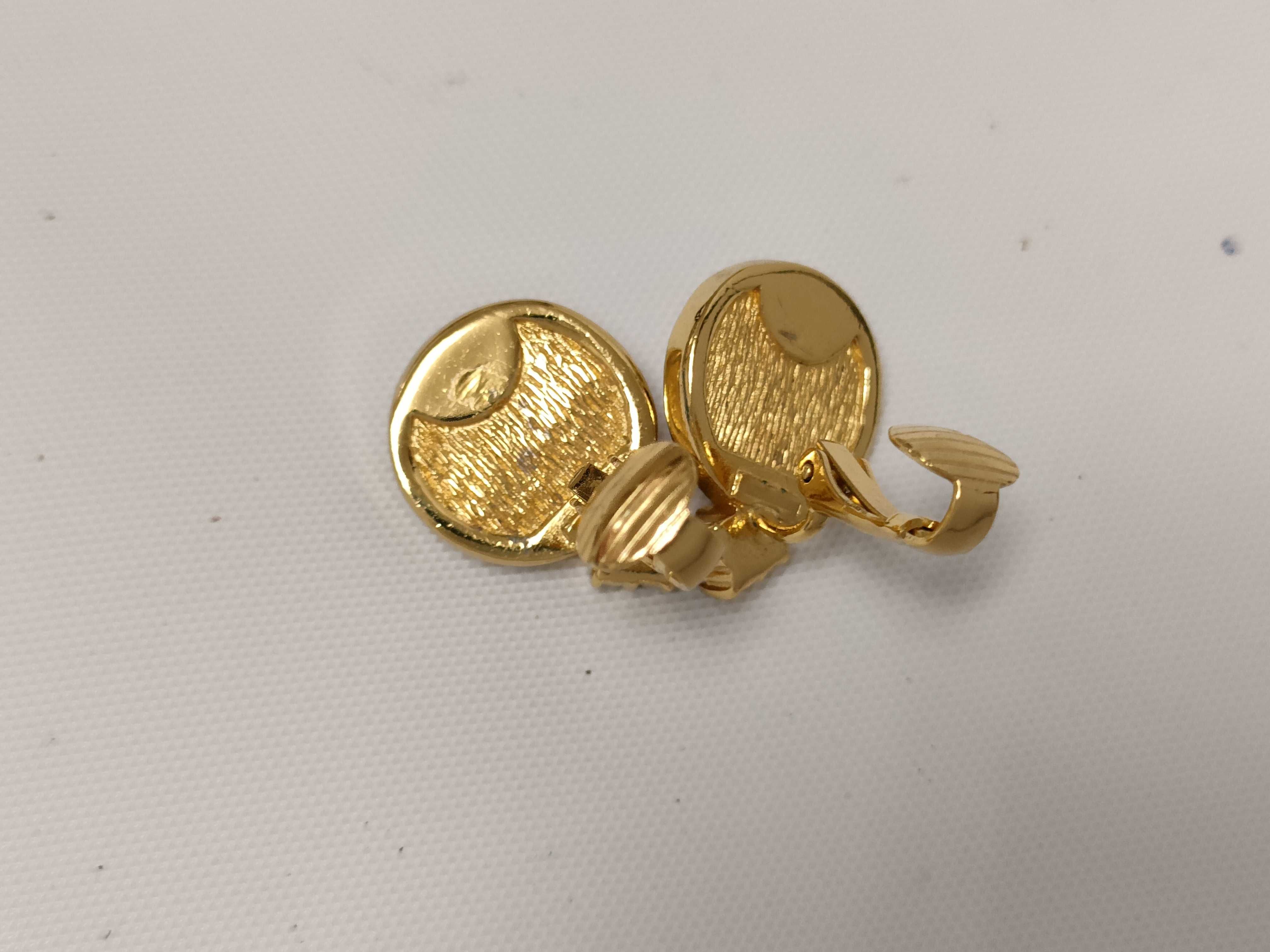 Earrings — view 8
