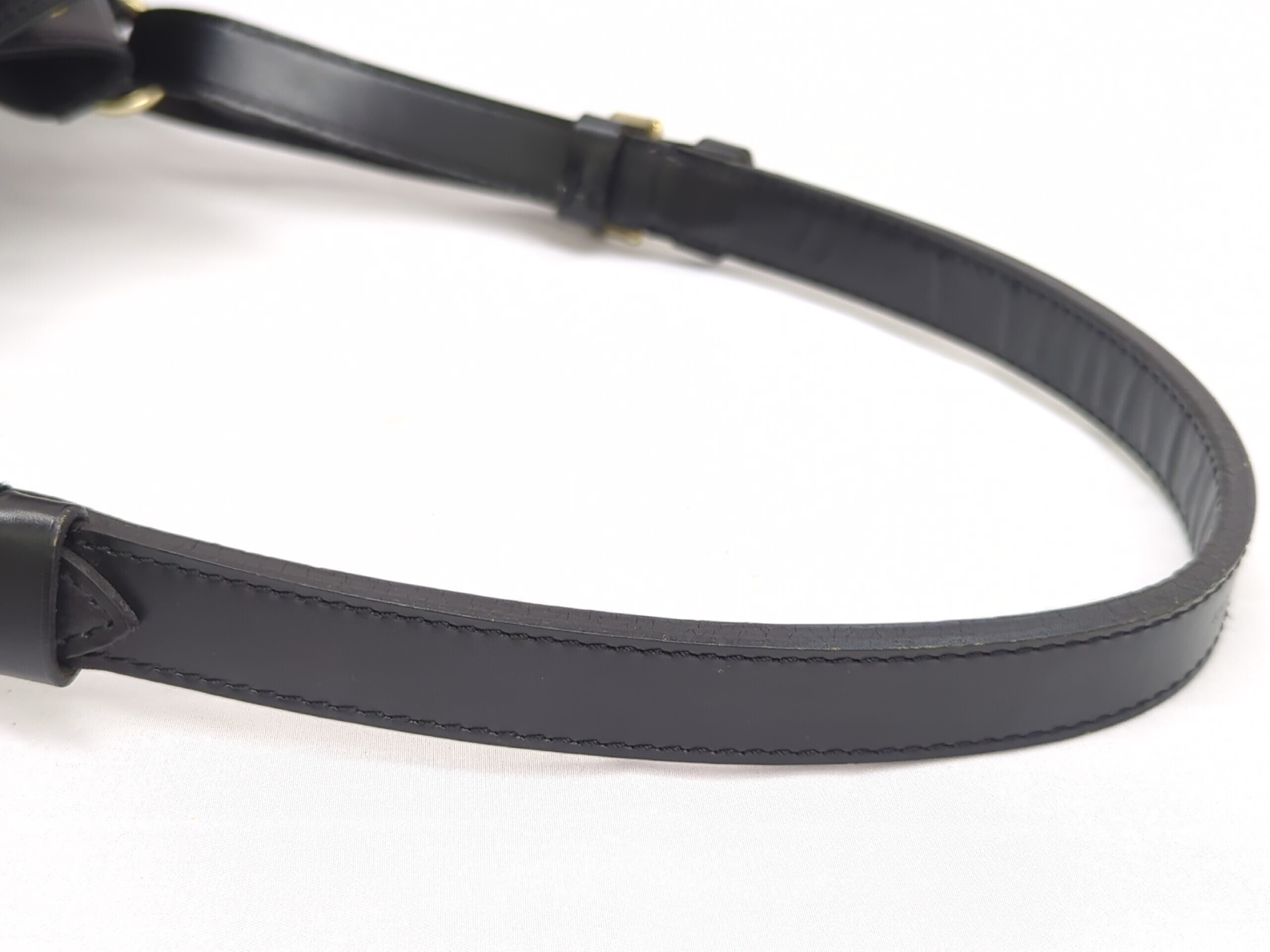 Epi Petit Noé Shoulder Bag — view 6