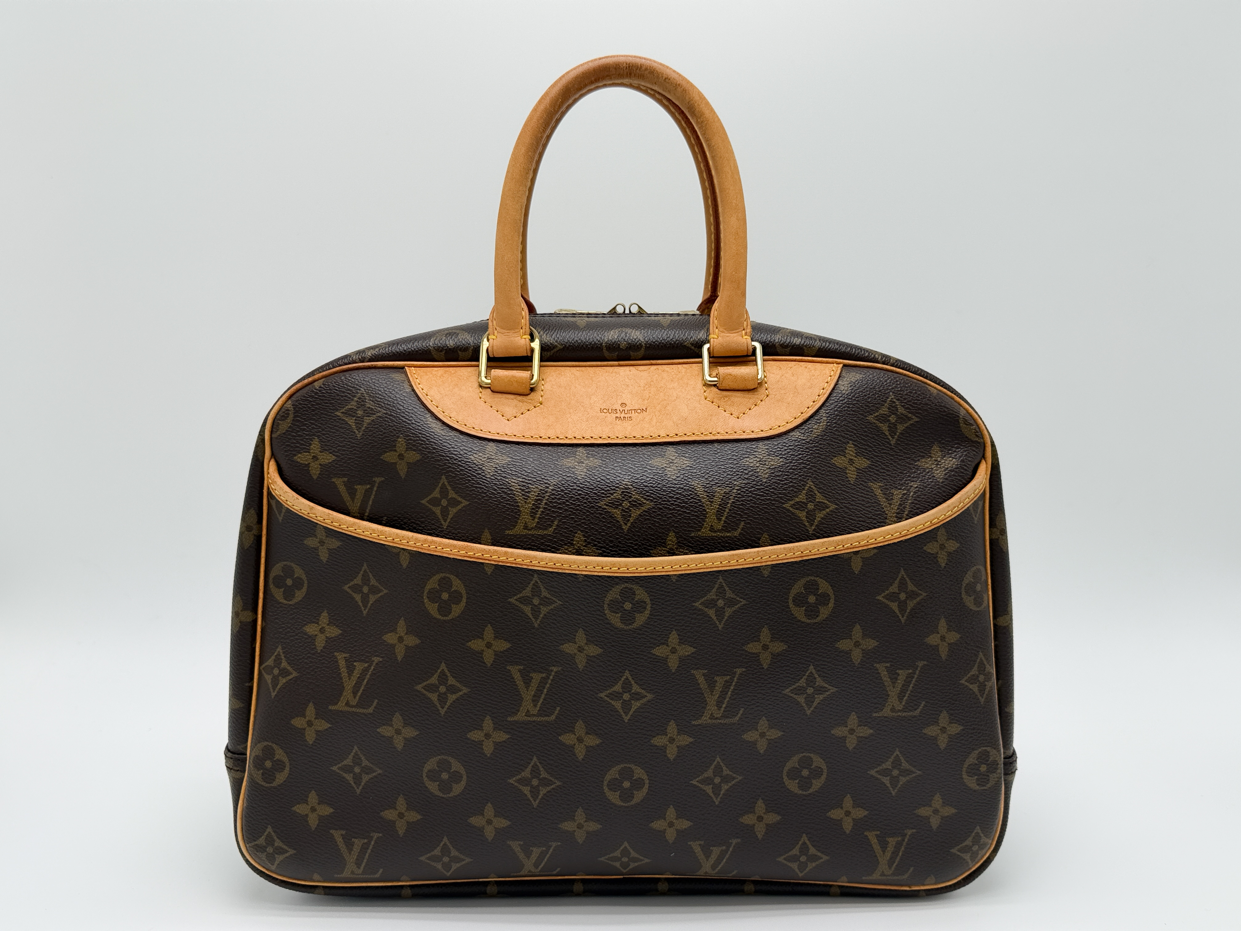 Monogram M47270 Deauville Handbag