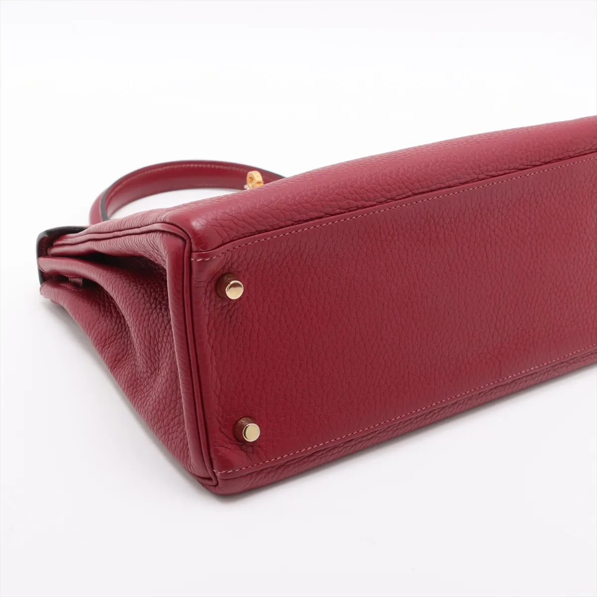 [Individually wrapped] Hermes Kelly 28 LeTourne Taurillon Clemence Rouge Vif Gold hardware Engraved unclear — view 4