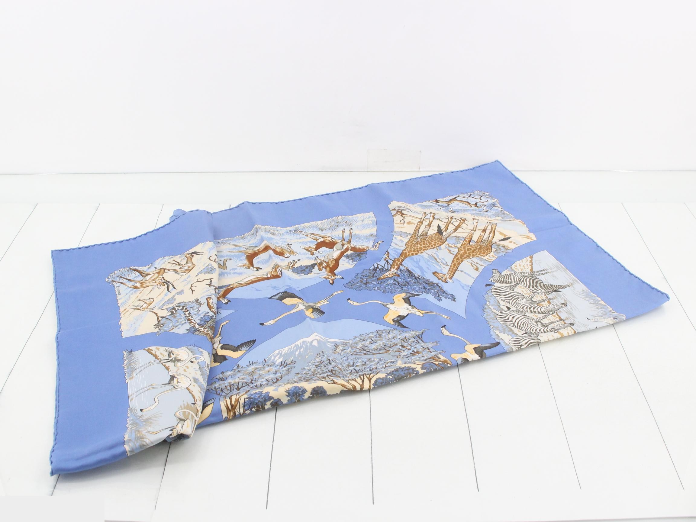 scarf — view 3