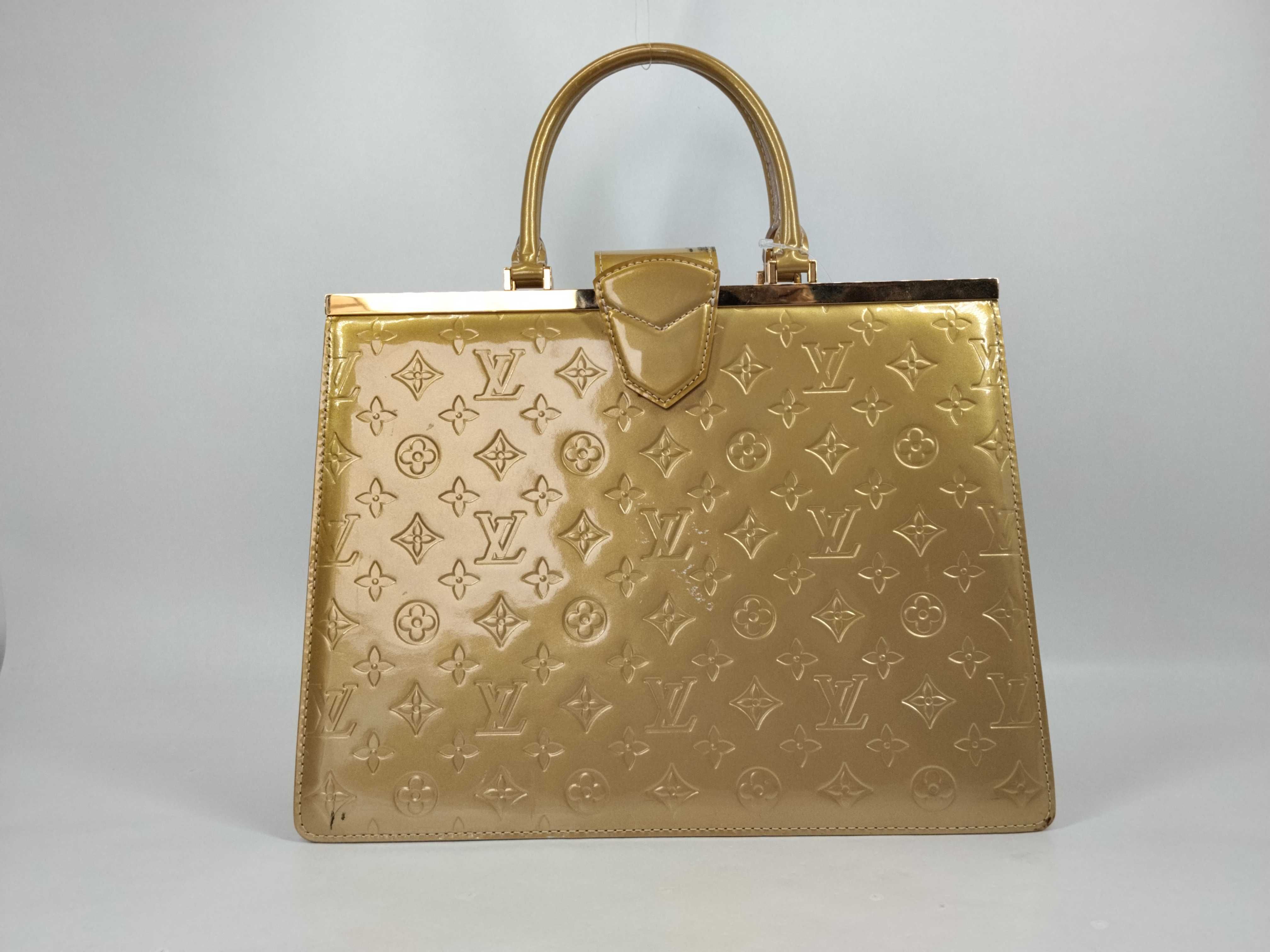 Vernis Des GM Handbag