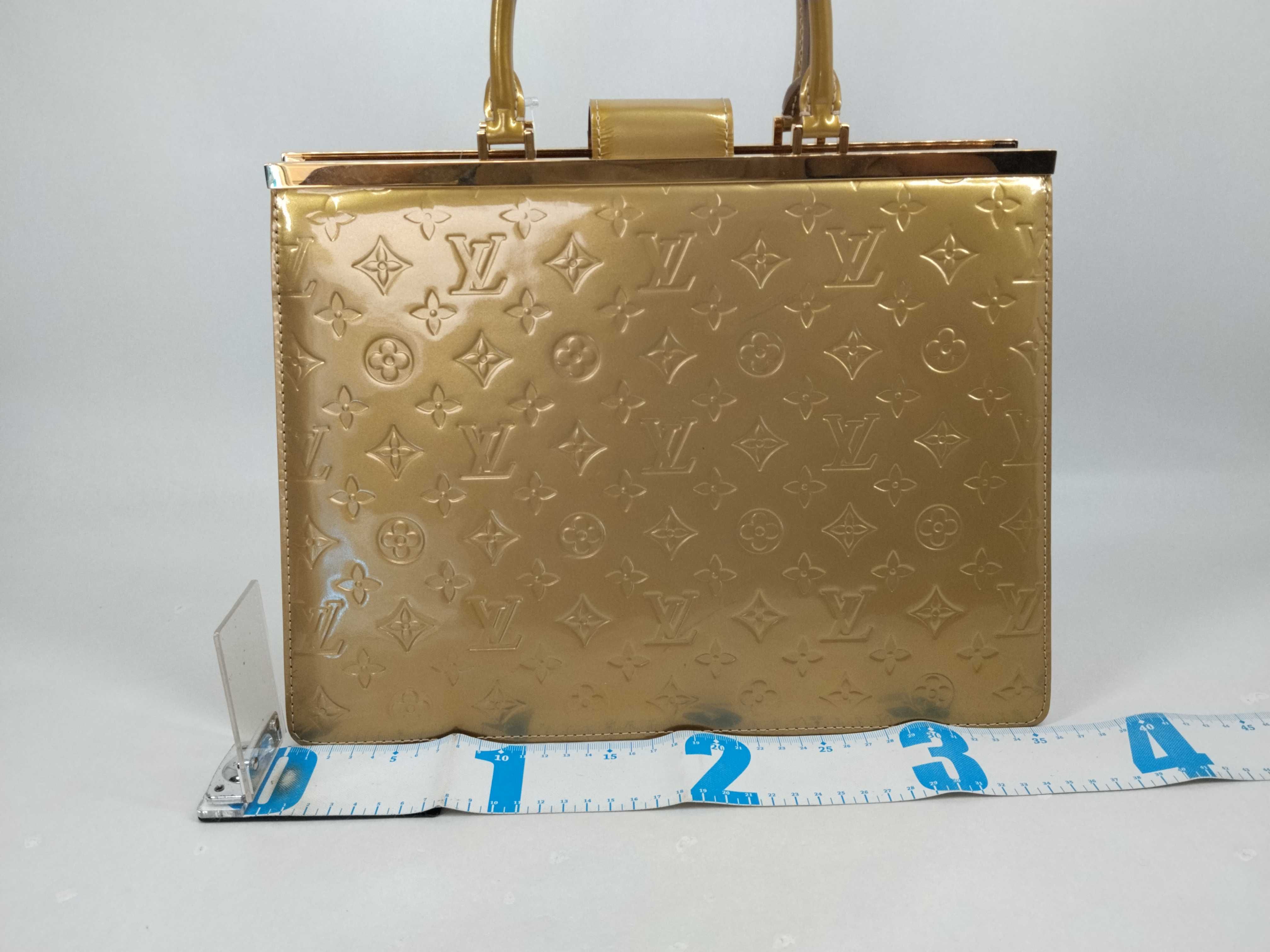 Vernis Des GM Handbag — view 2