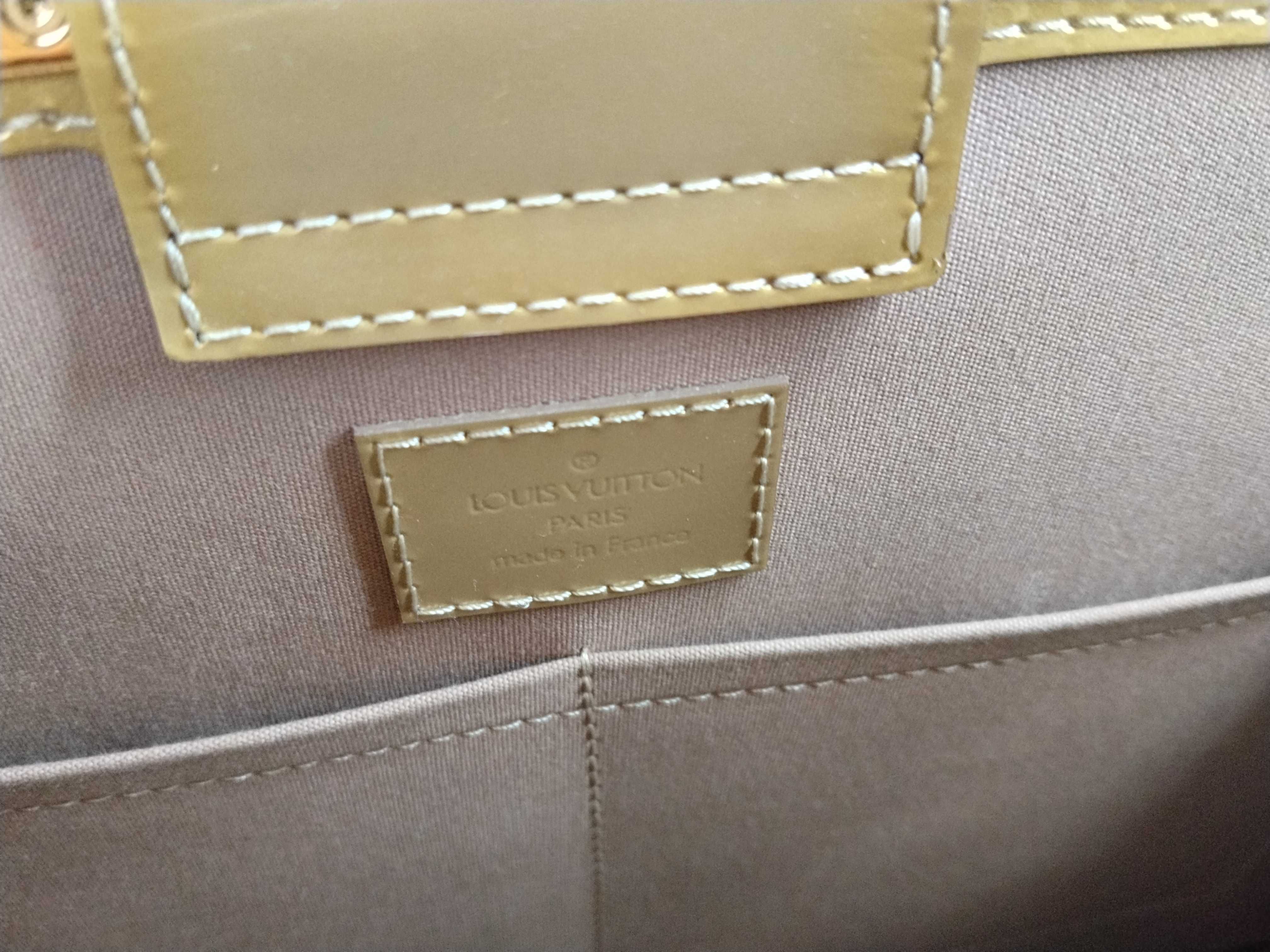 Vernis Des GM Handbag — view 15