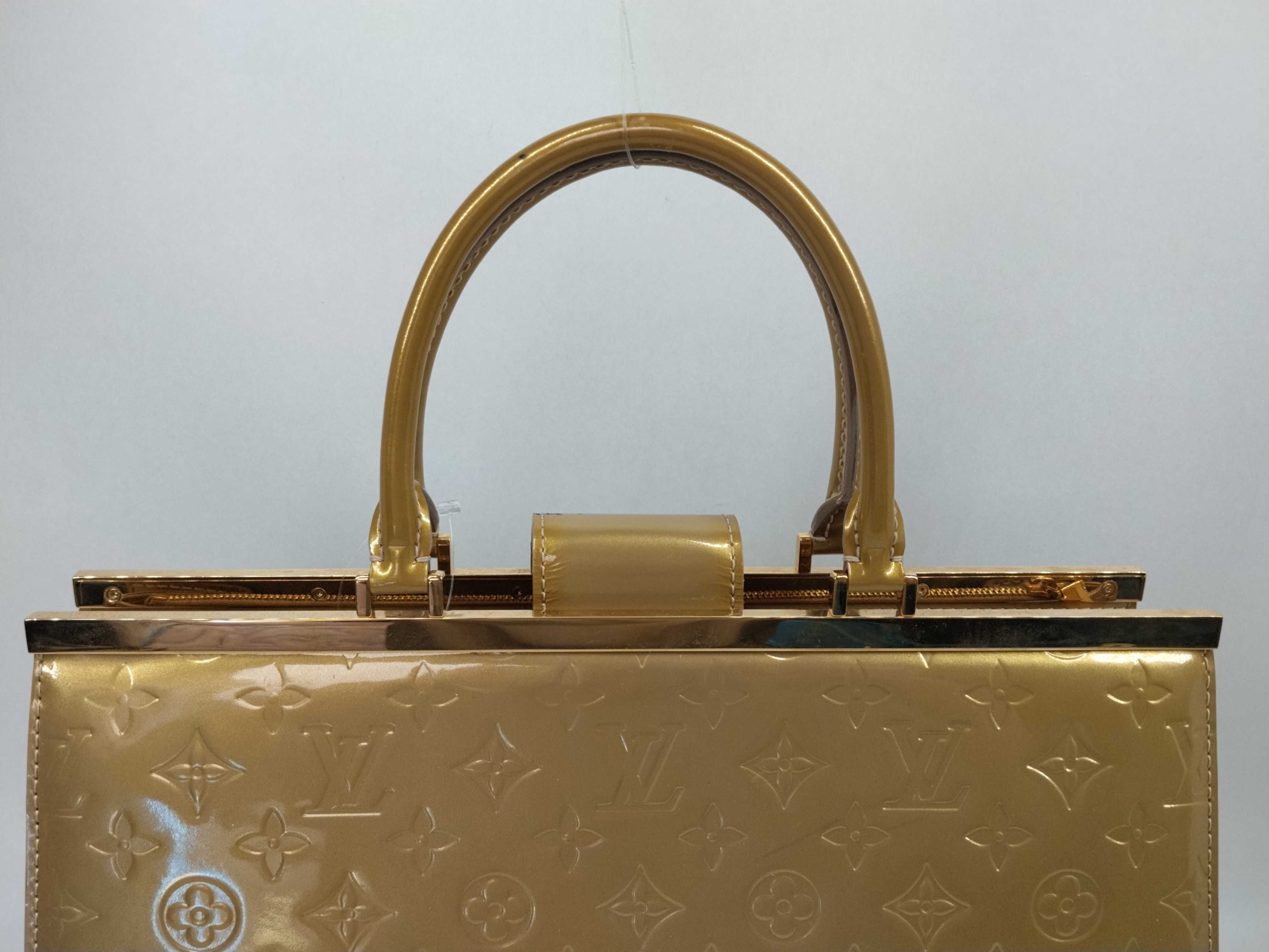Vernis Des GM Handbag — view 4