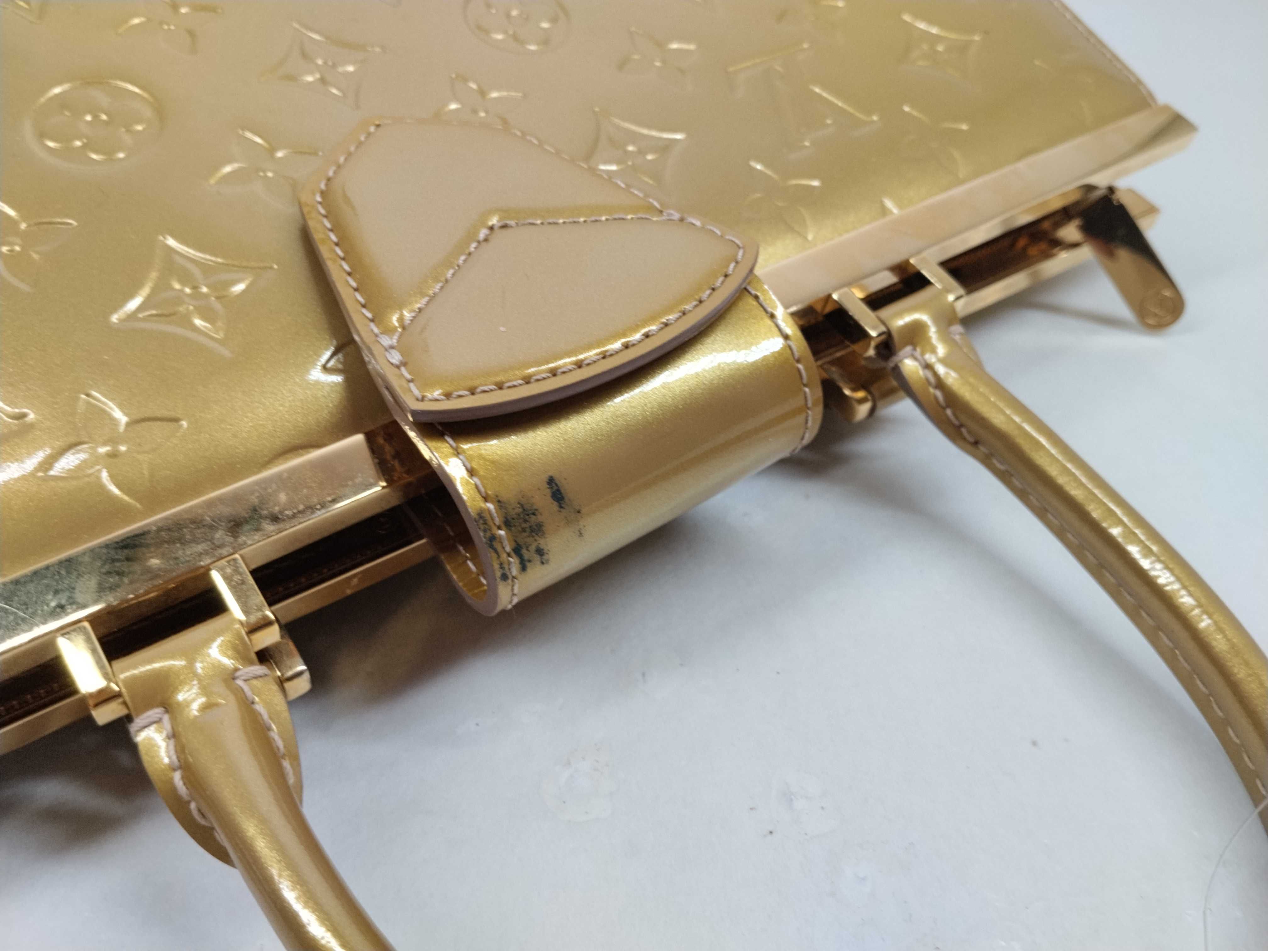 Vernis Des GM Handbag — view 9