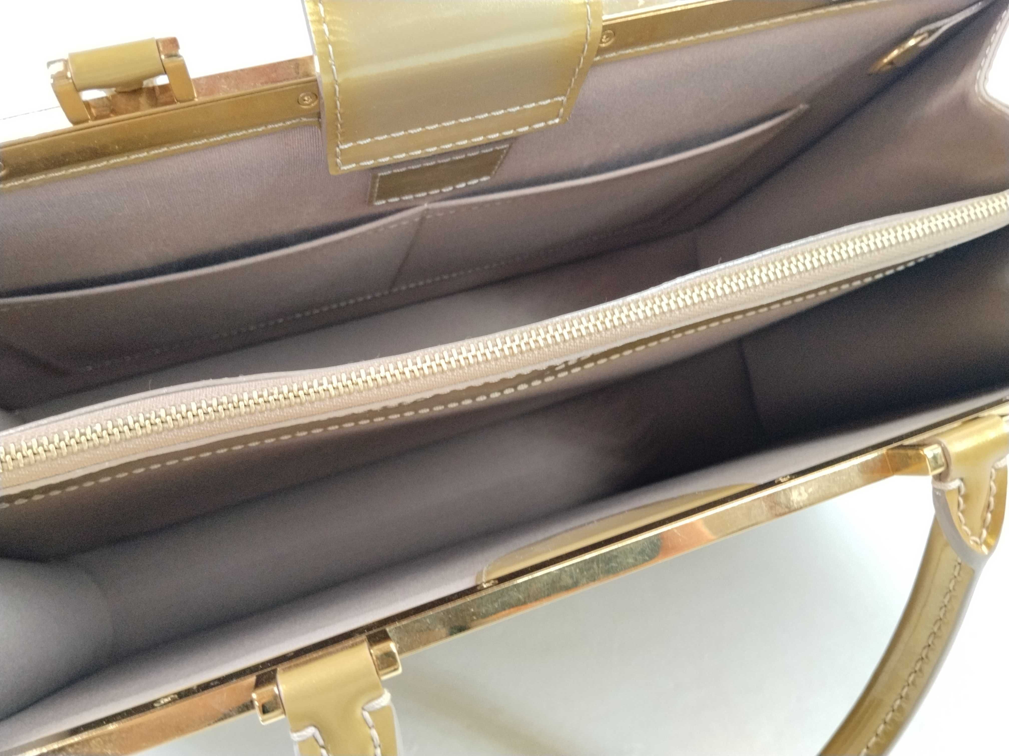 Vernis Des GM Handbag — view 10
