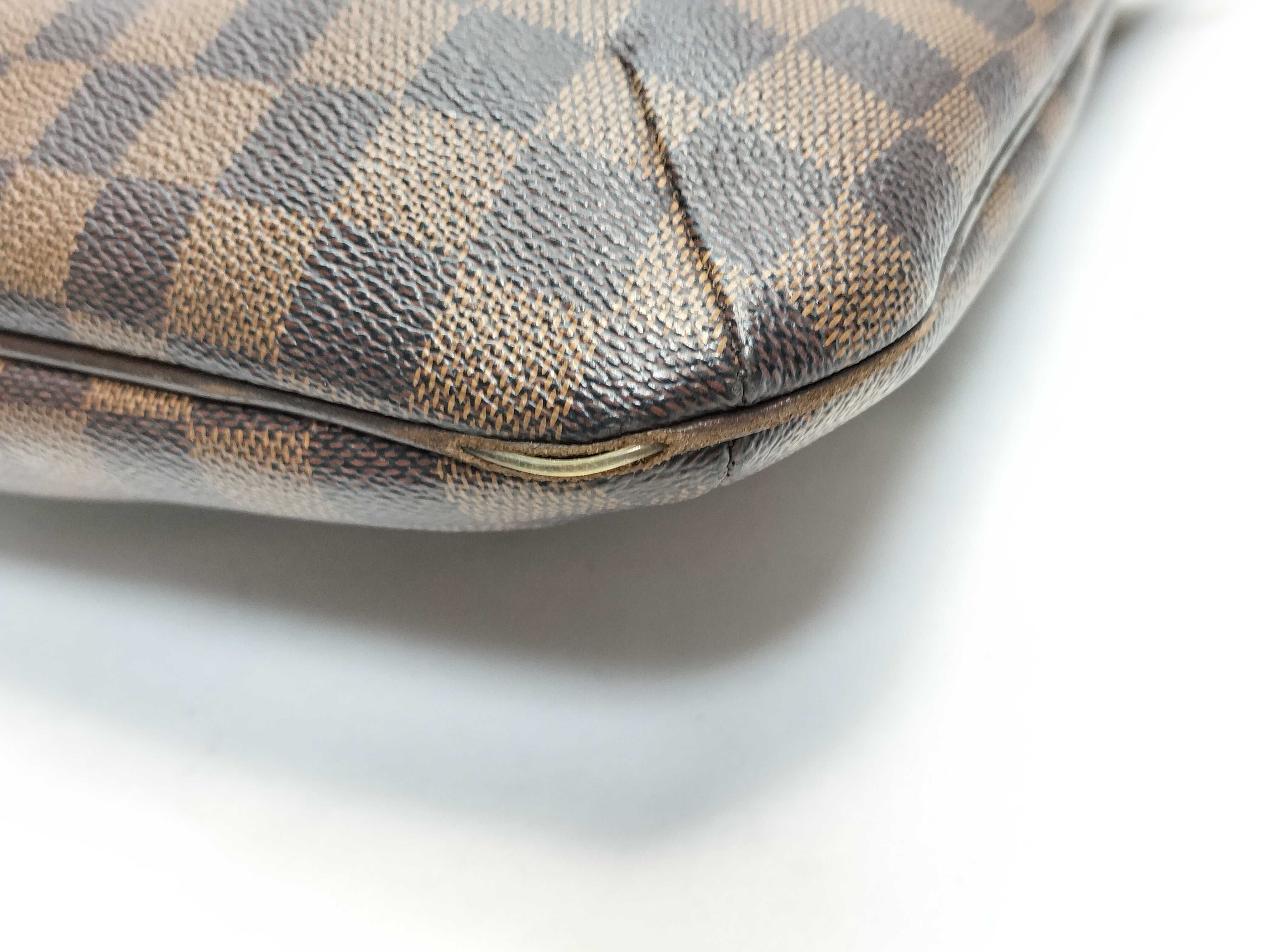 Damier Bloomsbury Shoulder Bag — view 3