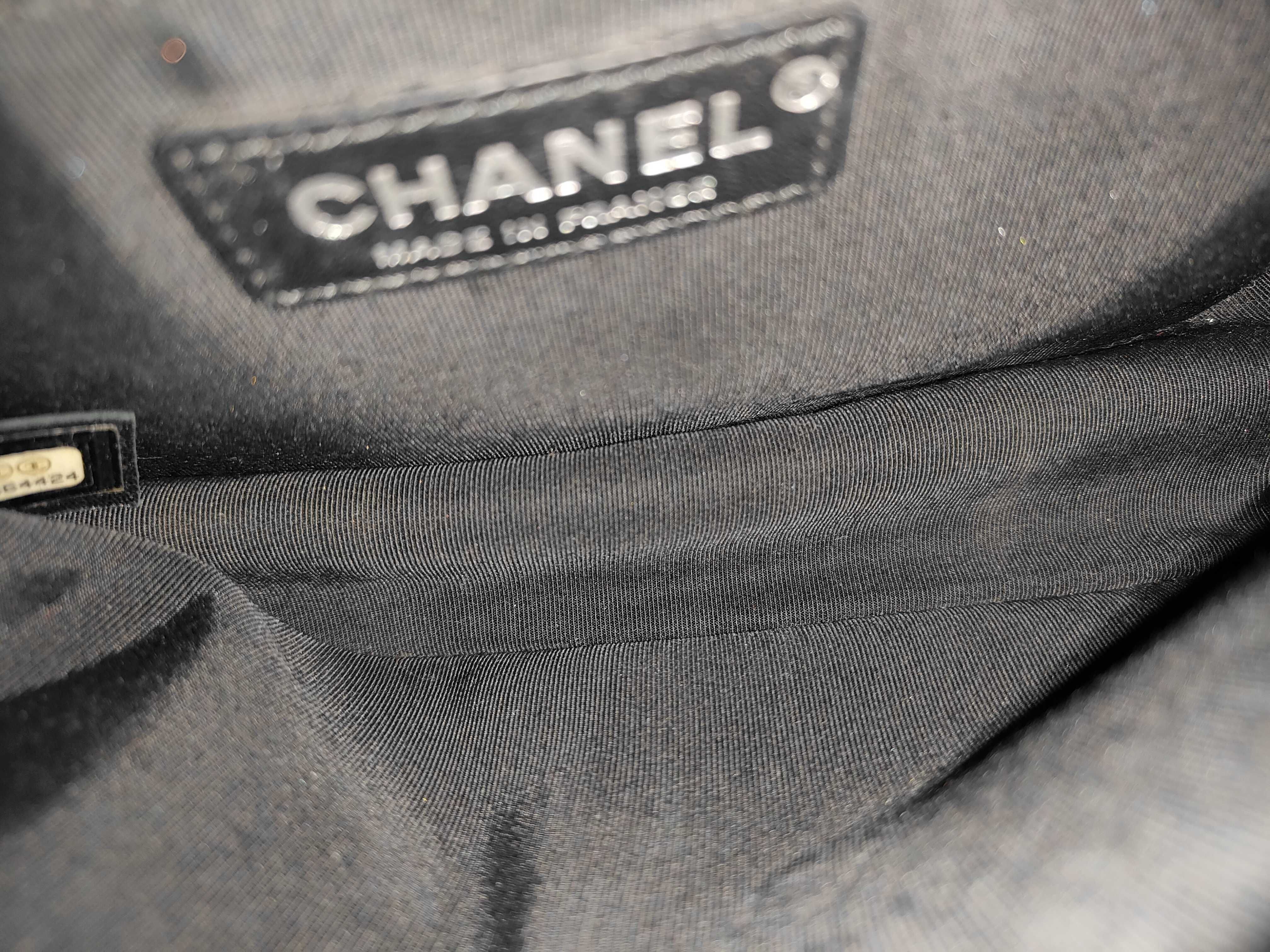 Single Flap Top Handle Shoulder Bag (Serial Number 24664424) — view 11