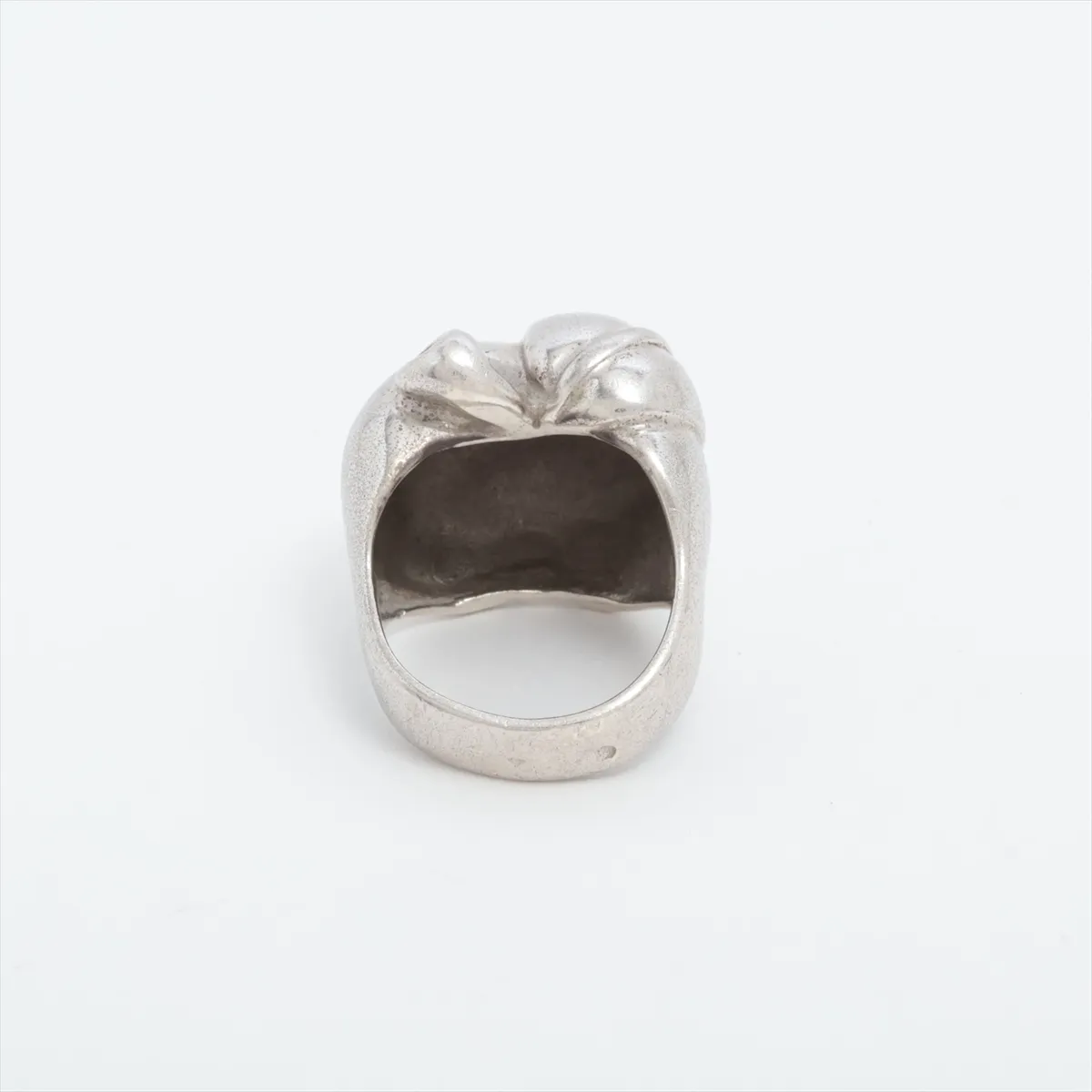 Apple Ring, size 51, 925 sterling silver, 10.7g. Shows signs of wear including dents, — view 2