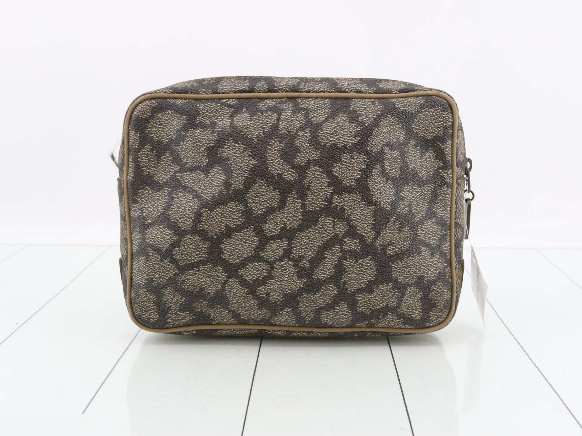 Giraffe Clutch Bag — view 2