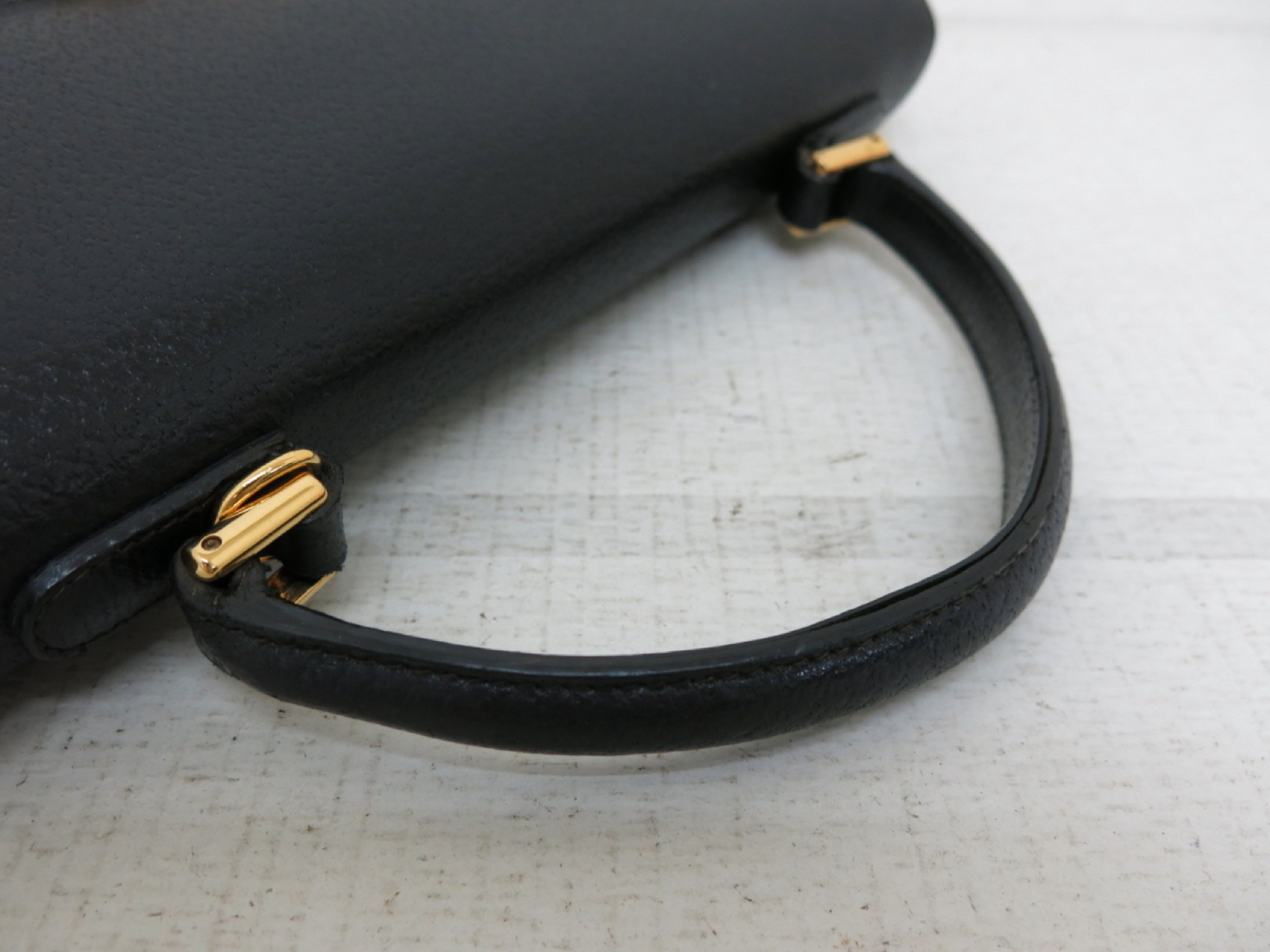 Lady Lock Calf Leather Handbag (Black) — view 3