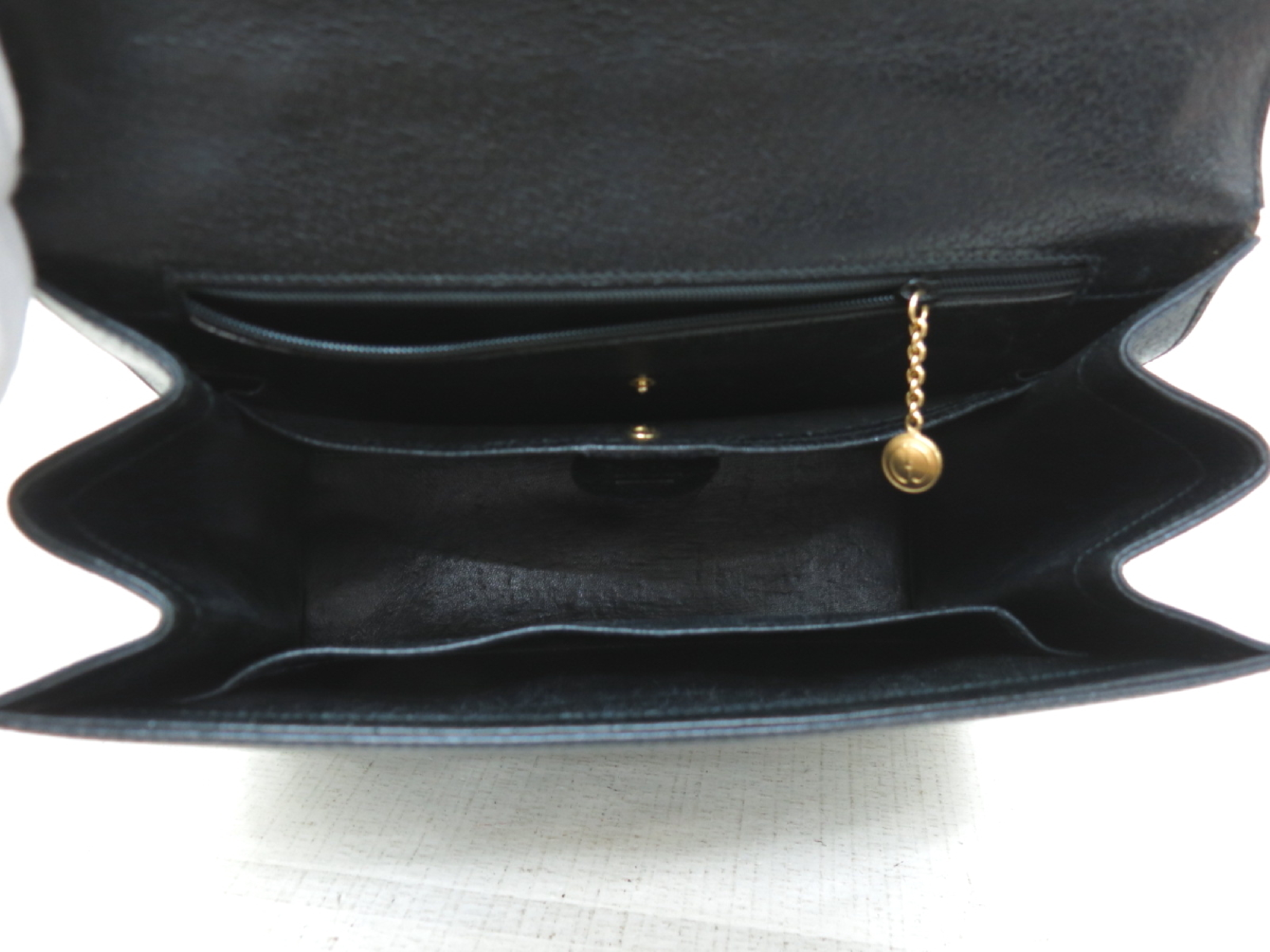Lady Lock Calf Leather Handbag (Black) — view 7