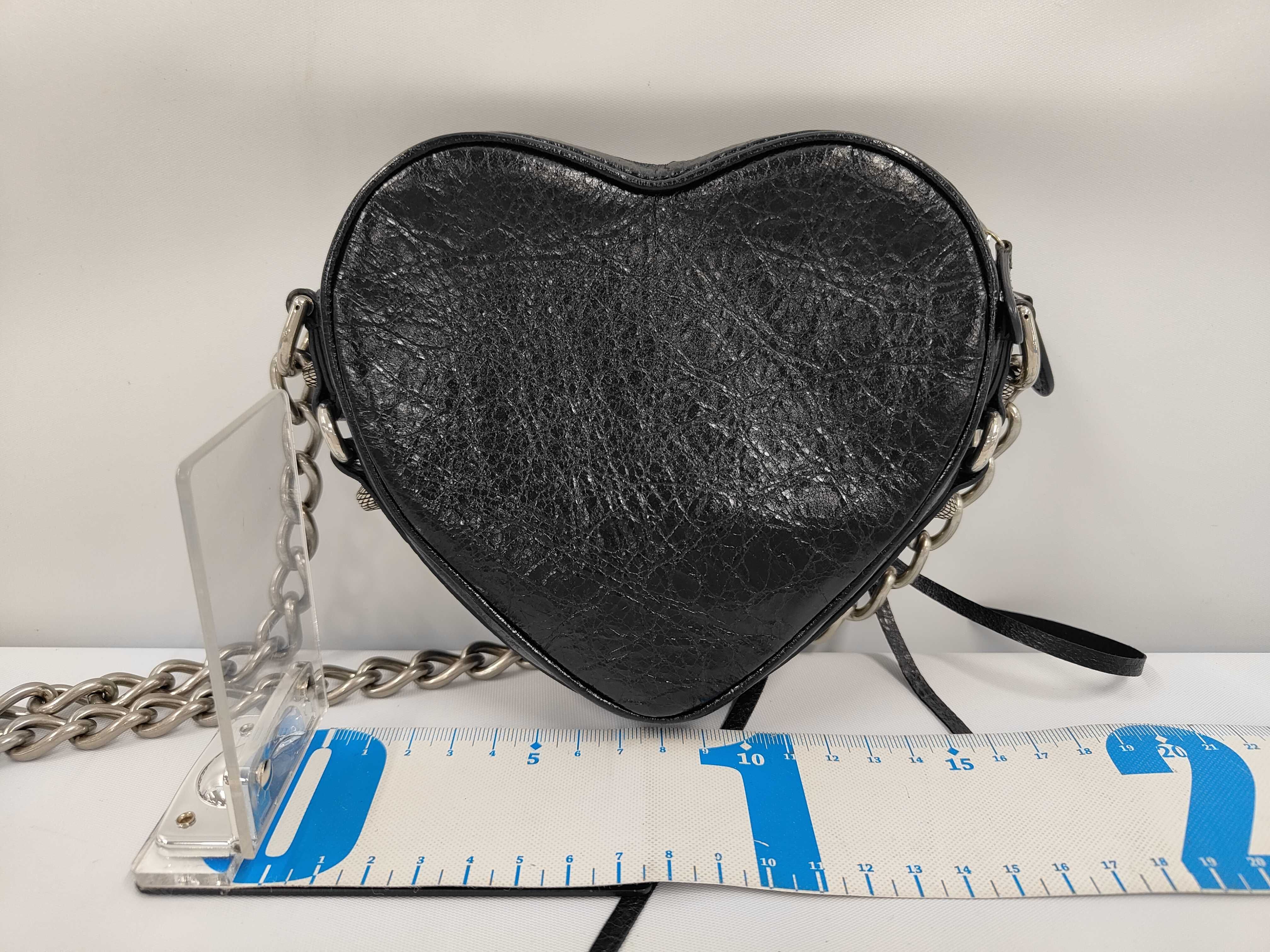 Luca Gol Heart Bag Black Shoulder Bag — view 2