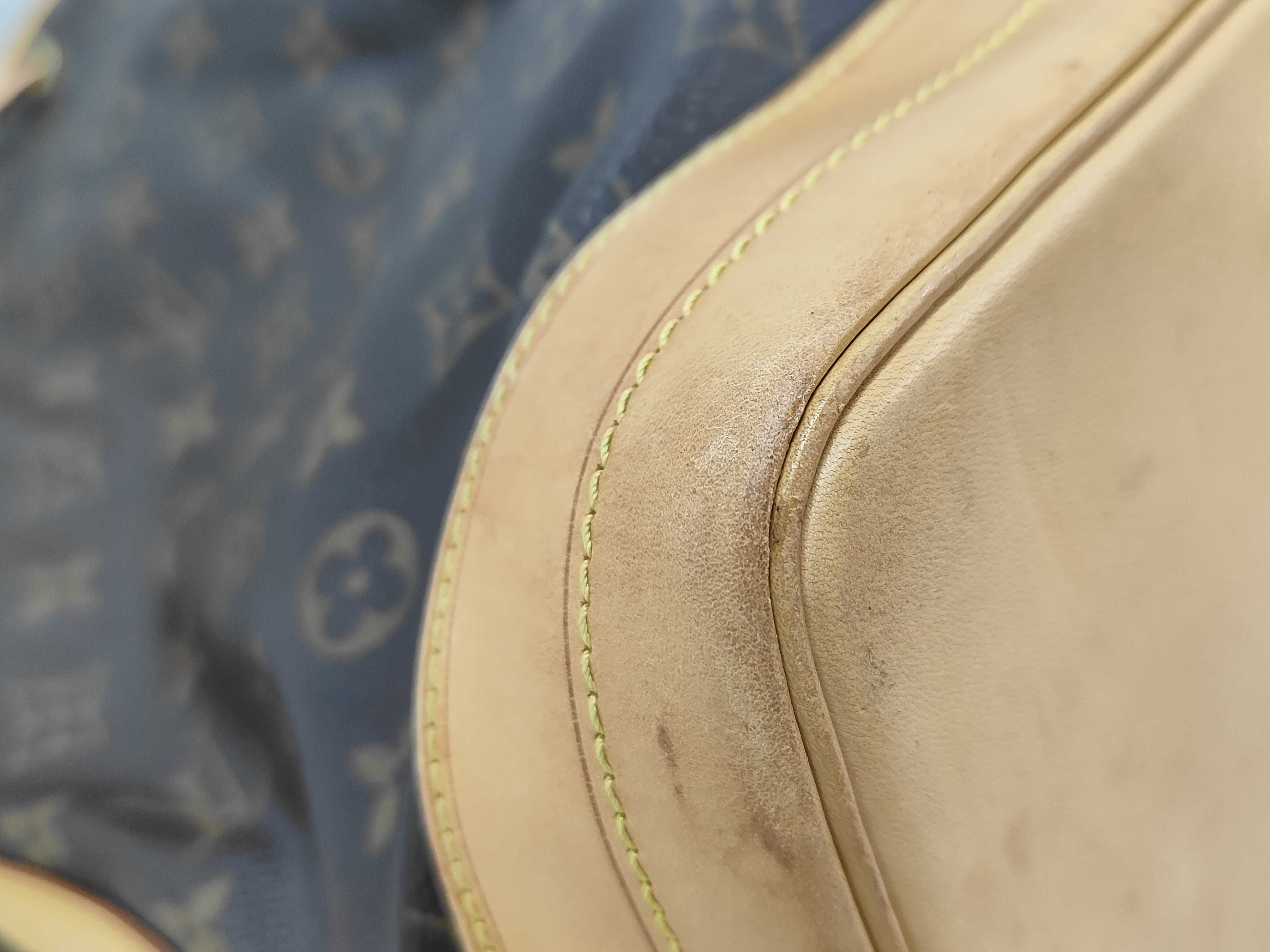 LV Monogram Noé Shoulder Bag — view 4
