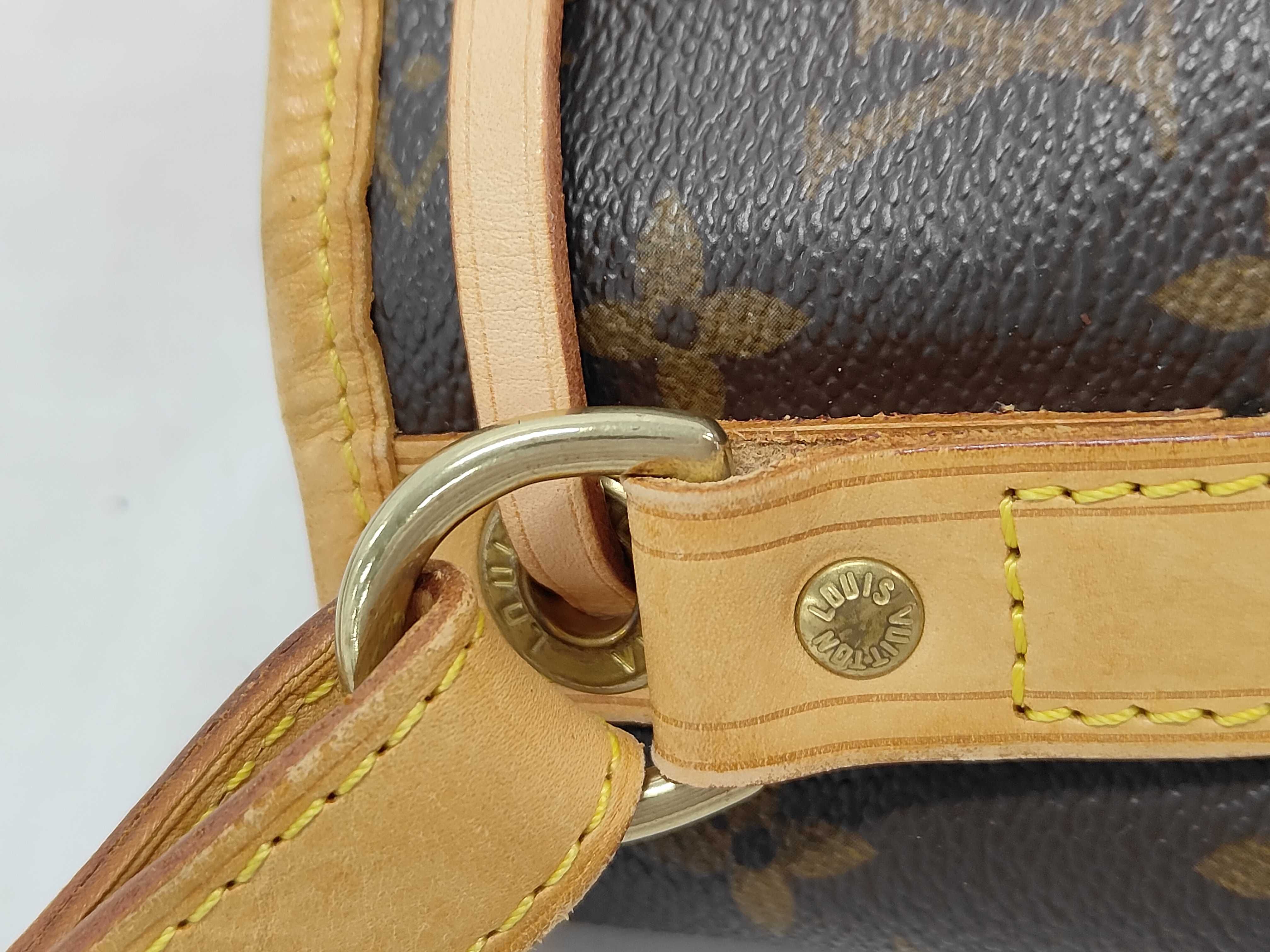 LV Monogram Noé Shoulder Bag — view 7