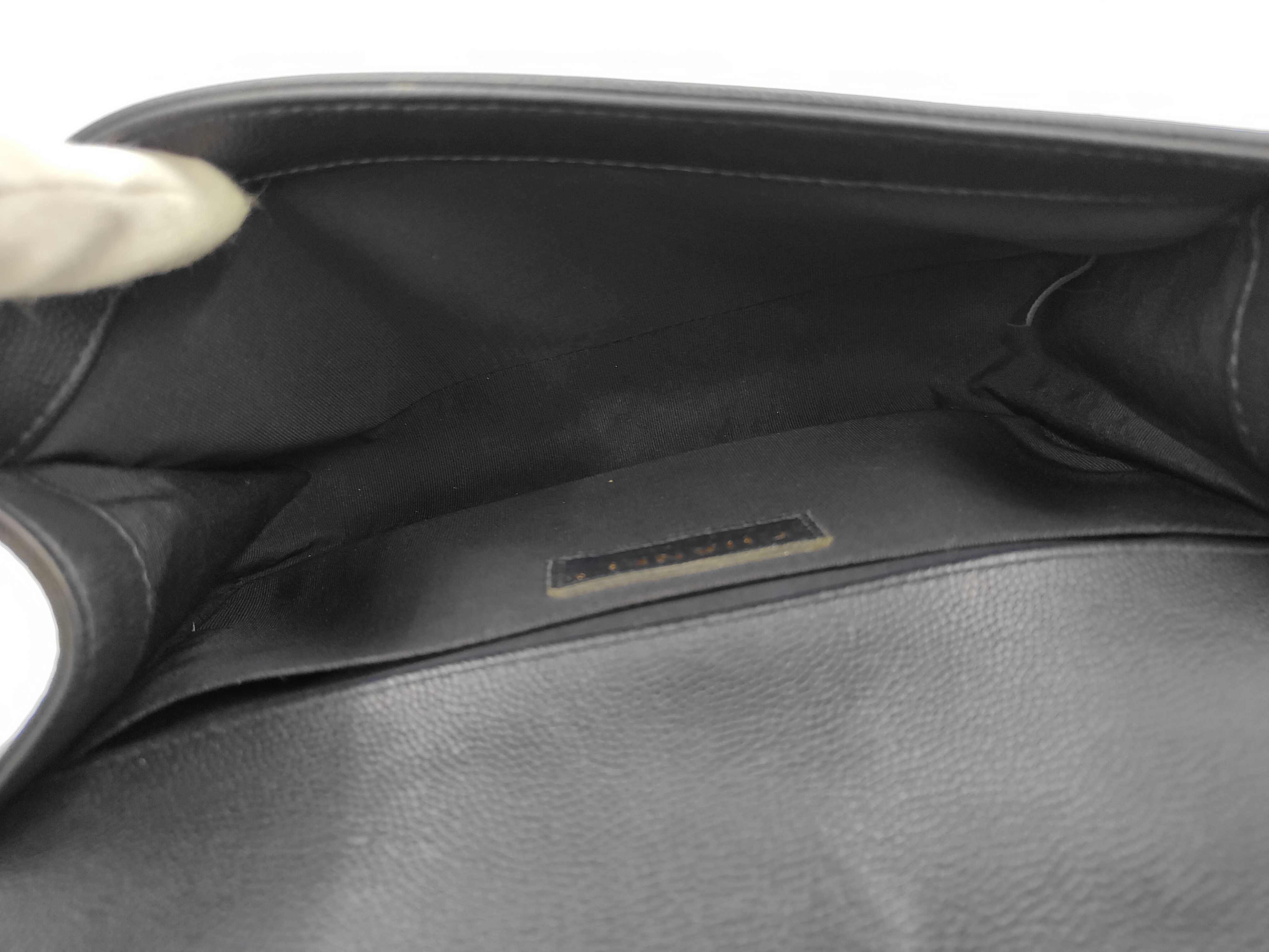 Le Boye Medium Size Chain Bag Shoulder Bag — view 11