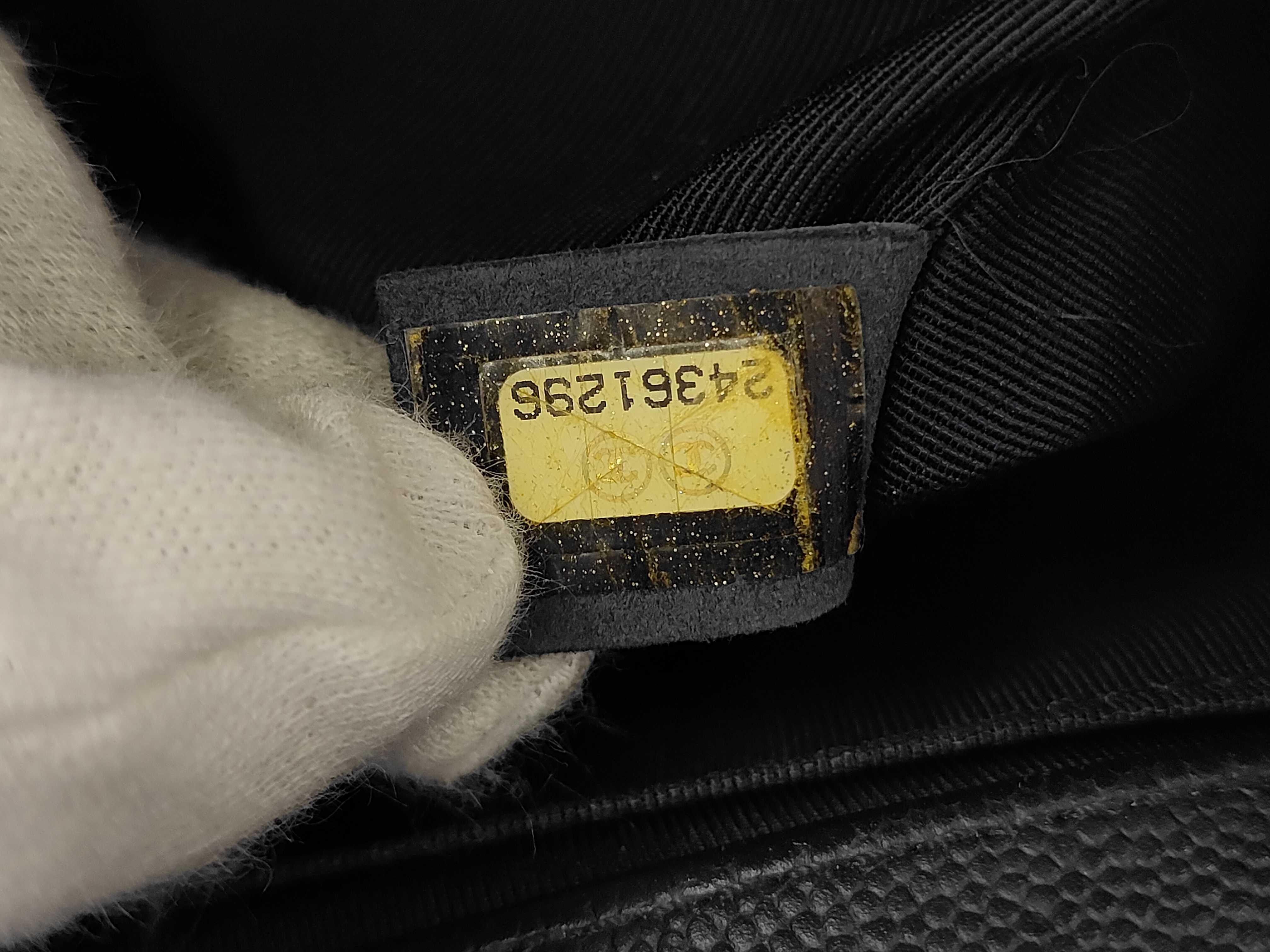 Le Boye Medium Size Chain Bag Shoulder Bag — view 14