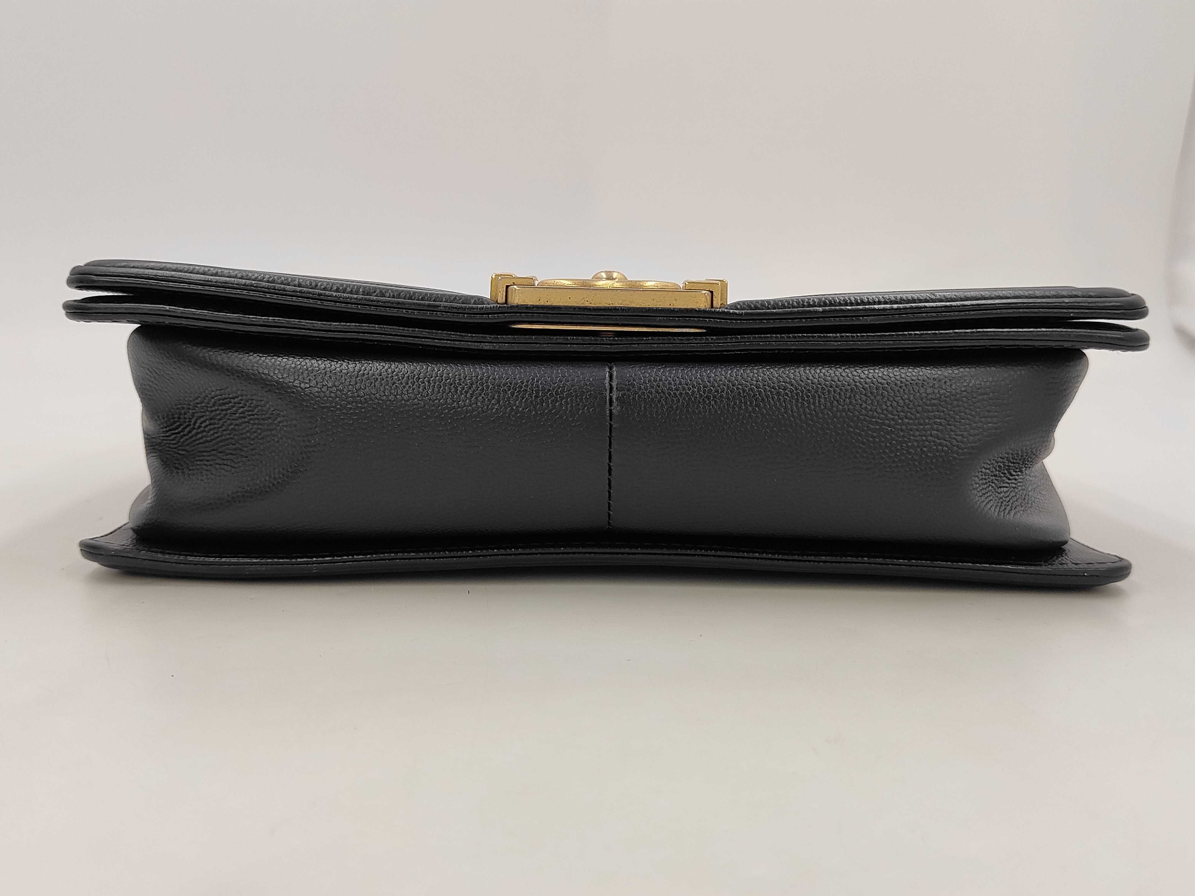 Le Boye Medium Size Chain Bag Shoulder Bag — view 4
