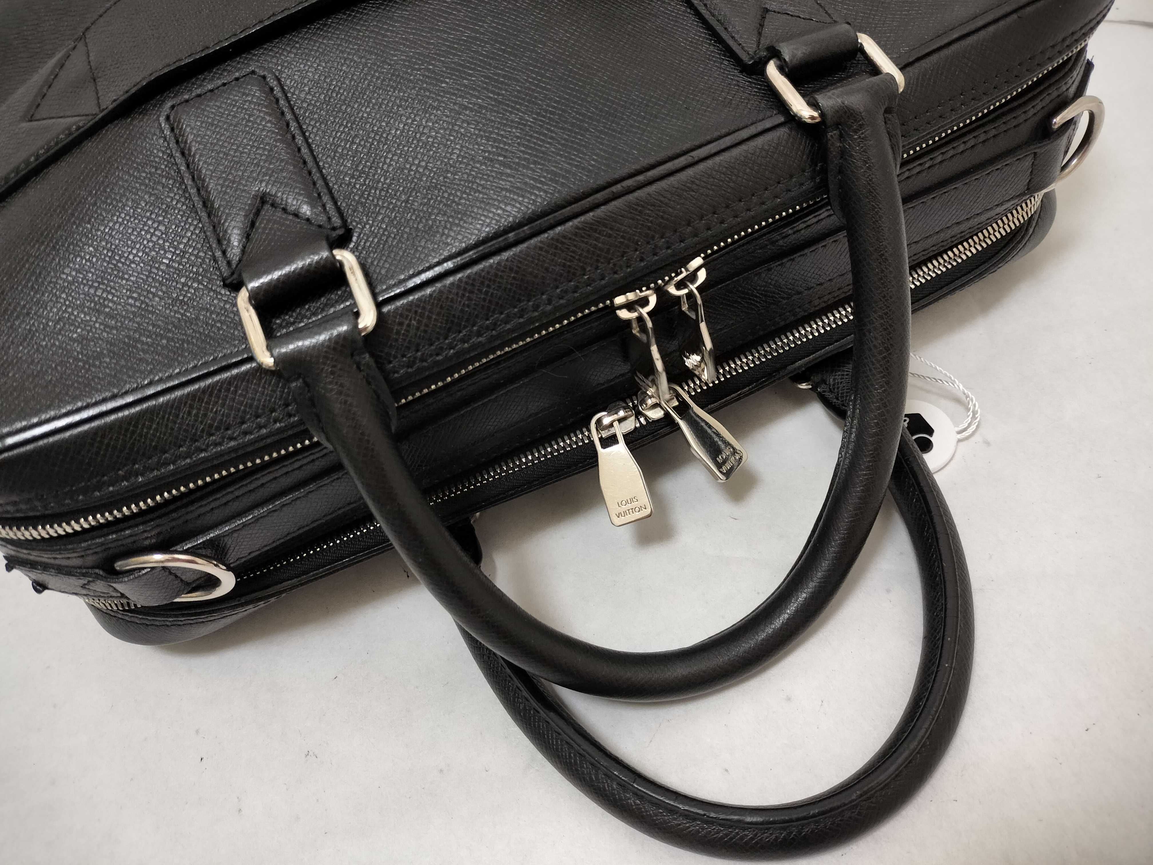Taiga Neo Alexander 2-way Shoulder Bag — view 3