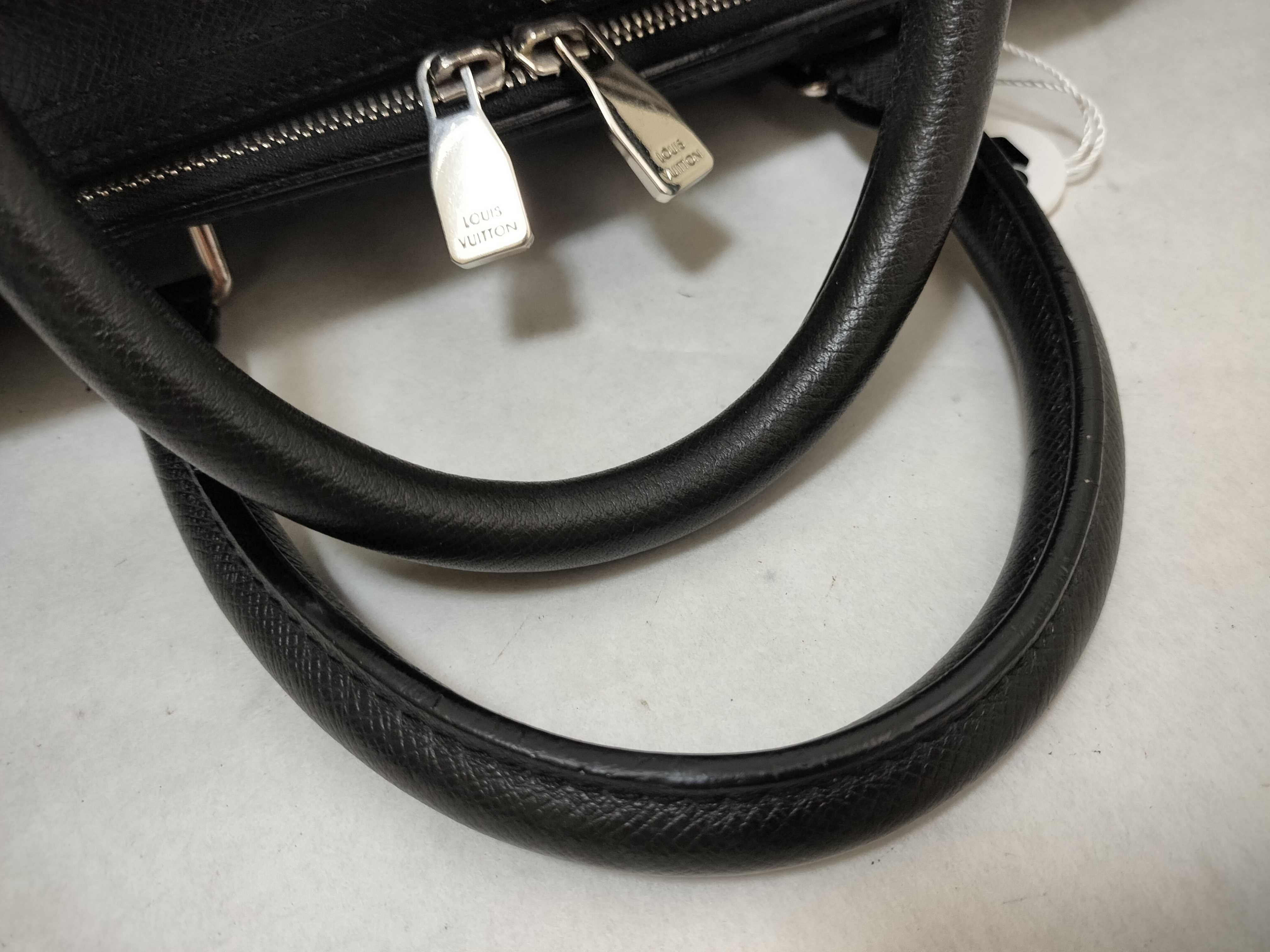 Taiga Neo Alexander 2-way Shoulder Bag — view 4