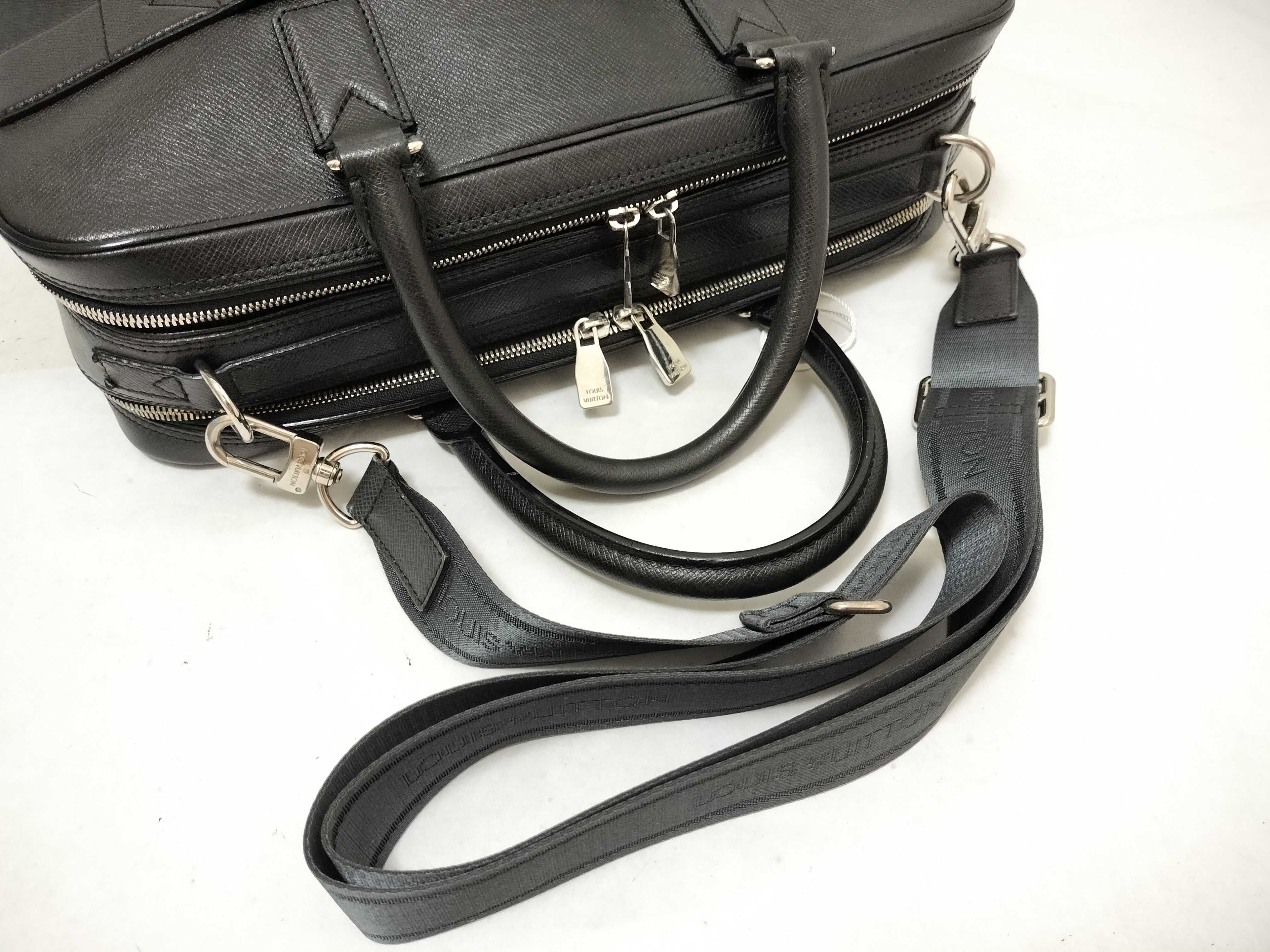 Taiga Neo Alexander 2-way Shoulder Bag — view 6