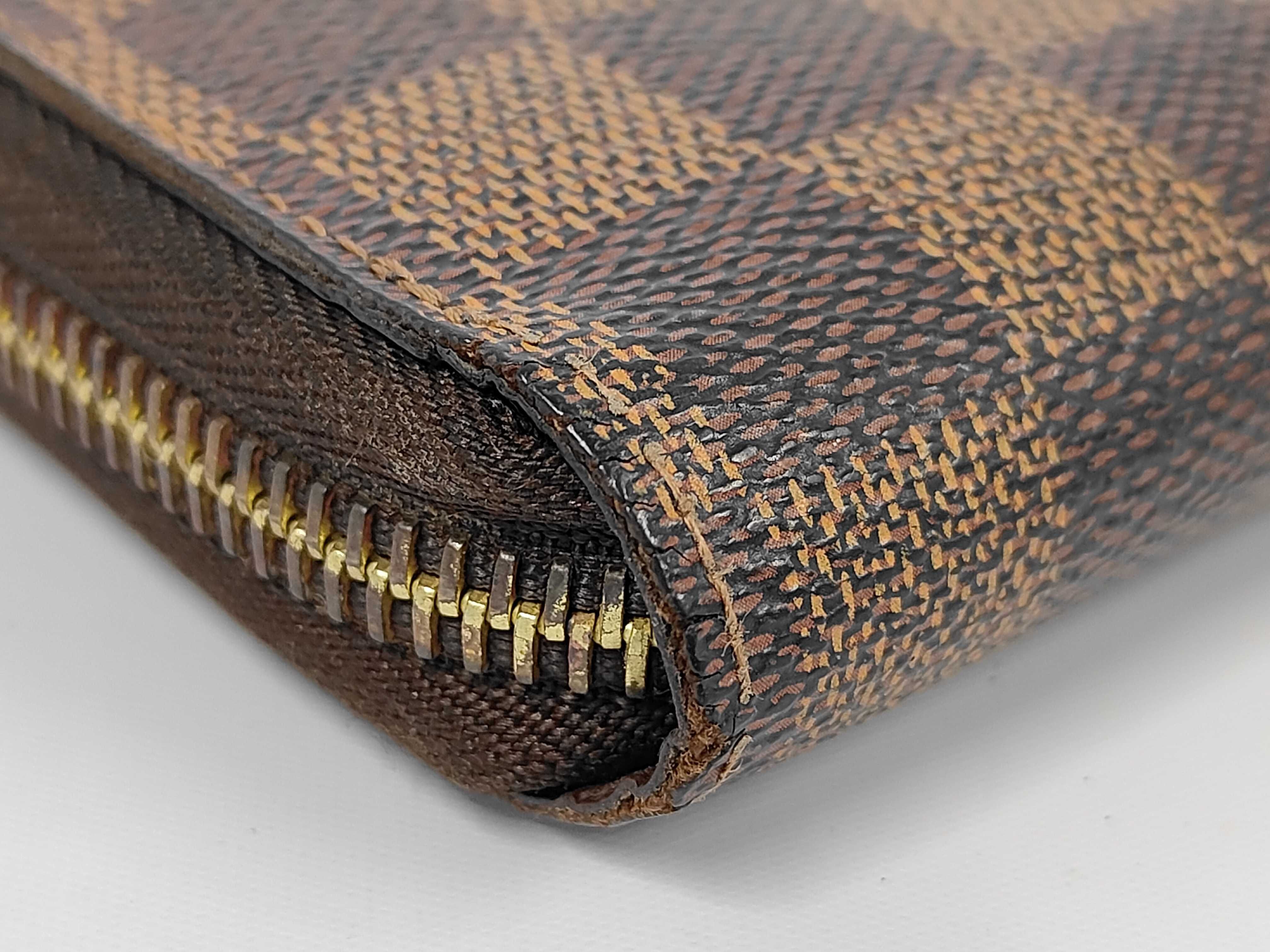 Damier Leather Zippy Wallet Long Wallet — view 3