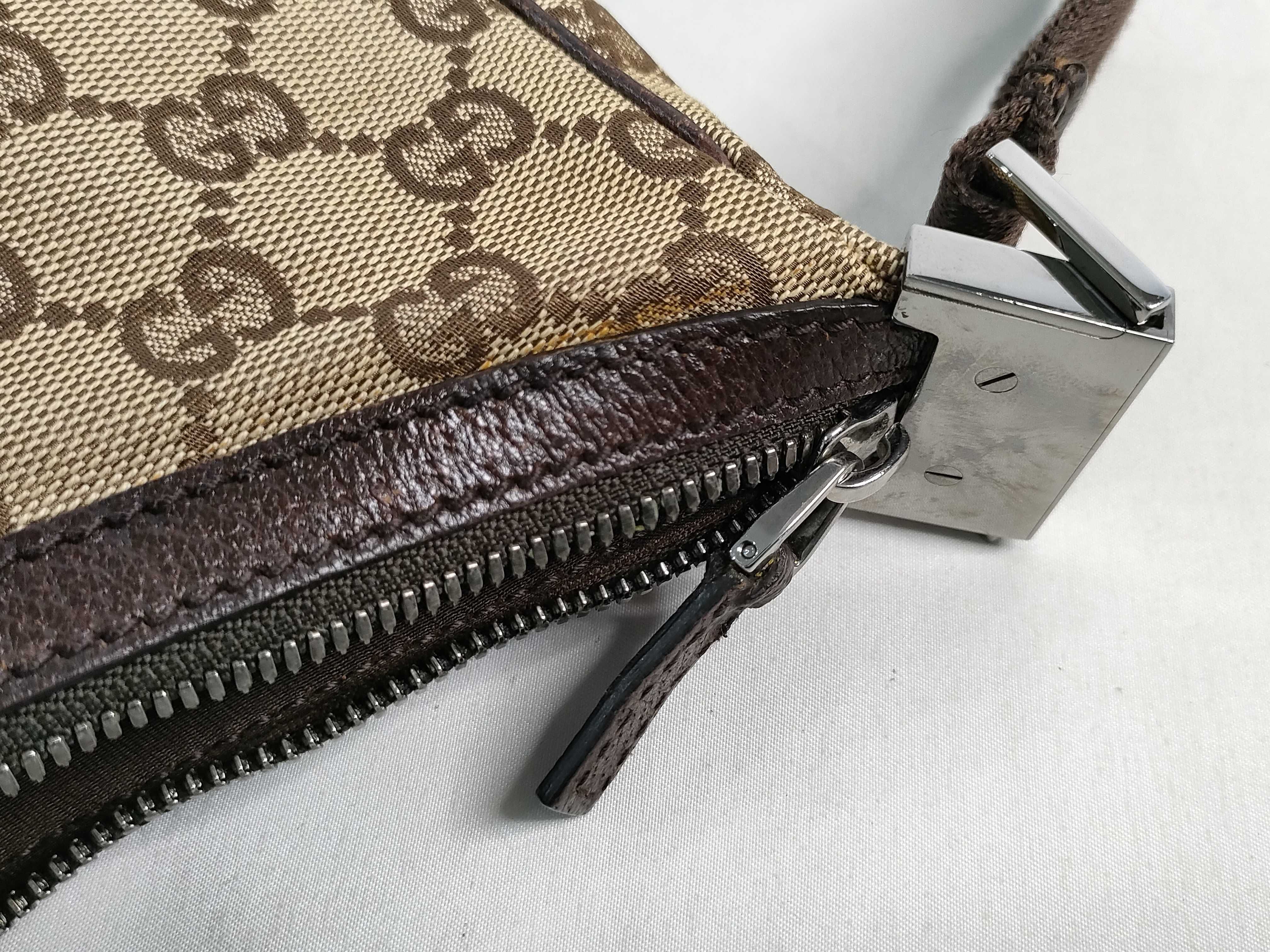 GG Canvas Shoulder Bag — view 13