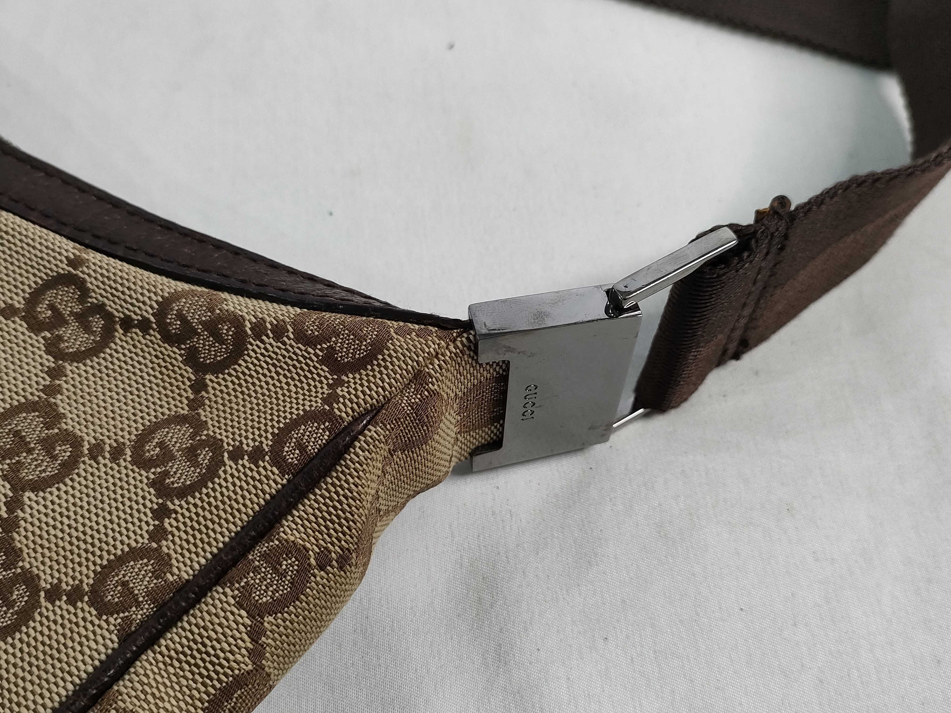 GG Canvas Shoulder Bag — view 5