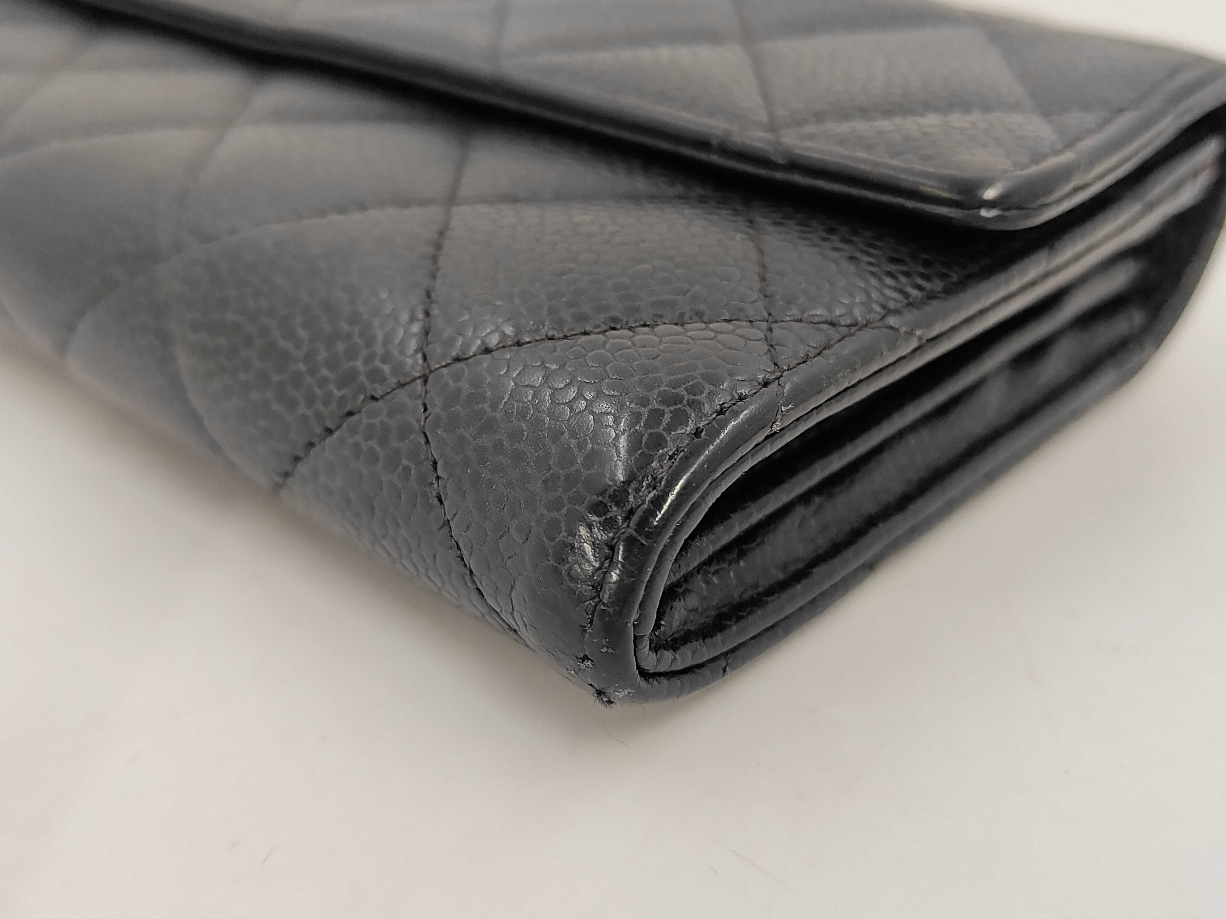 Caviar Skin Coco Classic Small Wallet — view 3
