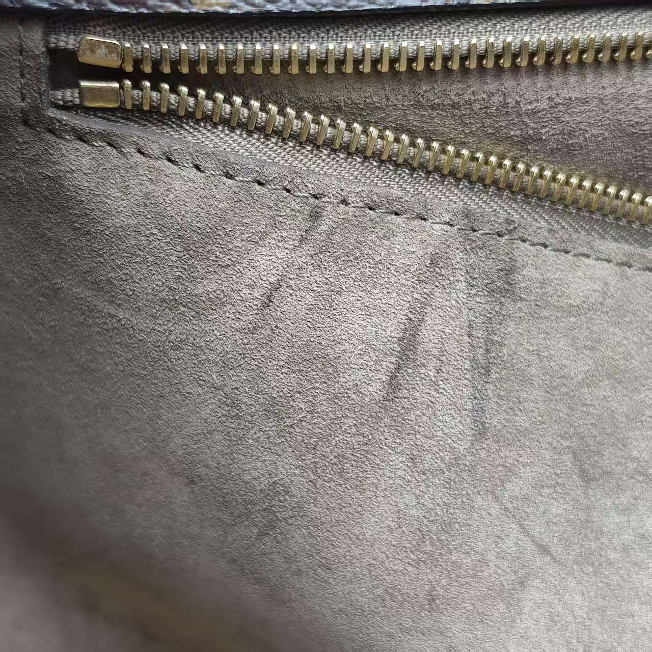 【*Shipped from: China*】LOUIS VUITTON PU Handbag — view 9