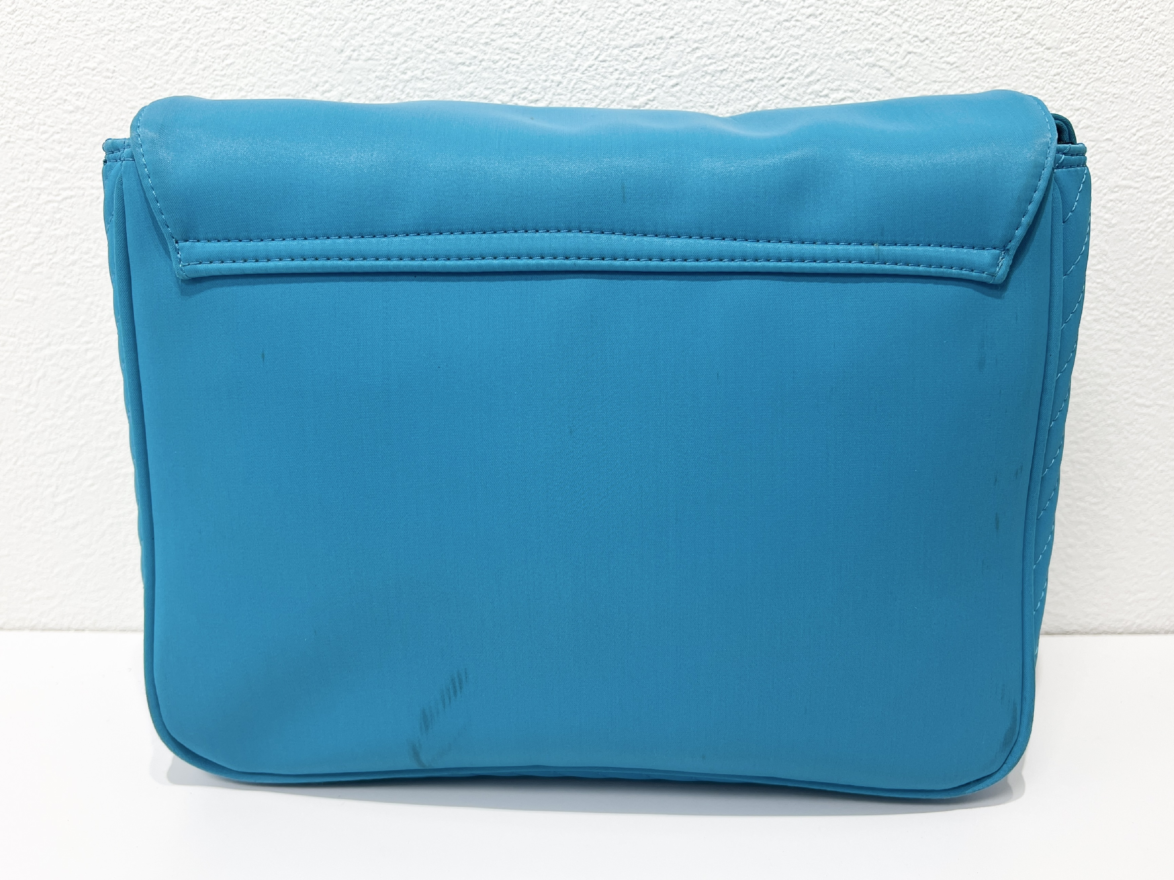 Cassandra Logo Canvas Nylon Shoulder Bag (One-Shoulder Bag) — view 2